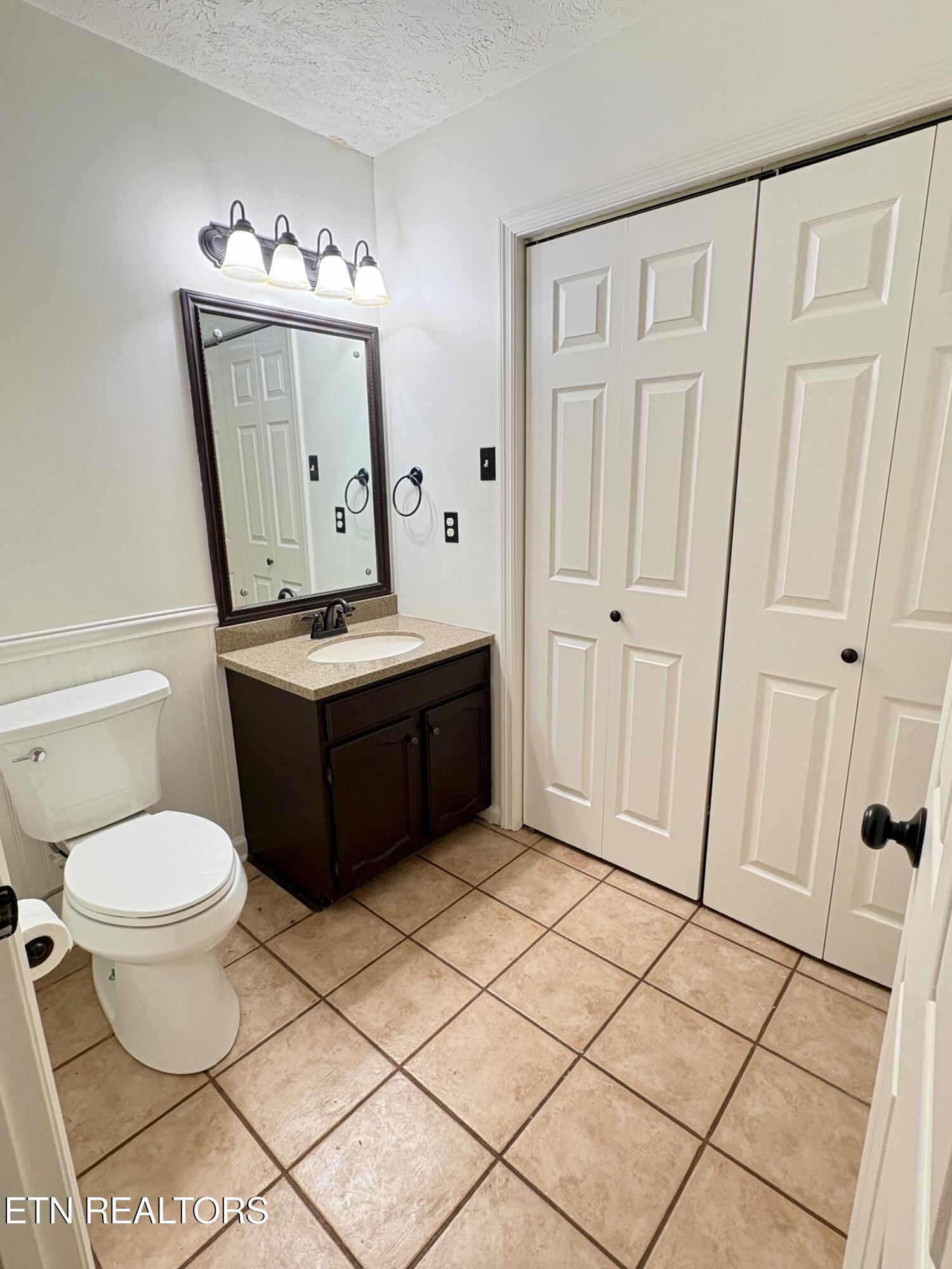 1005 Harbour Shore Drive Knoxville TN 37934