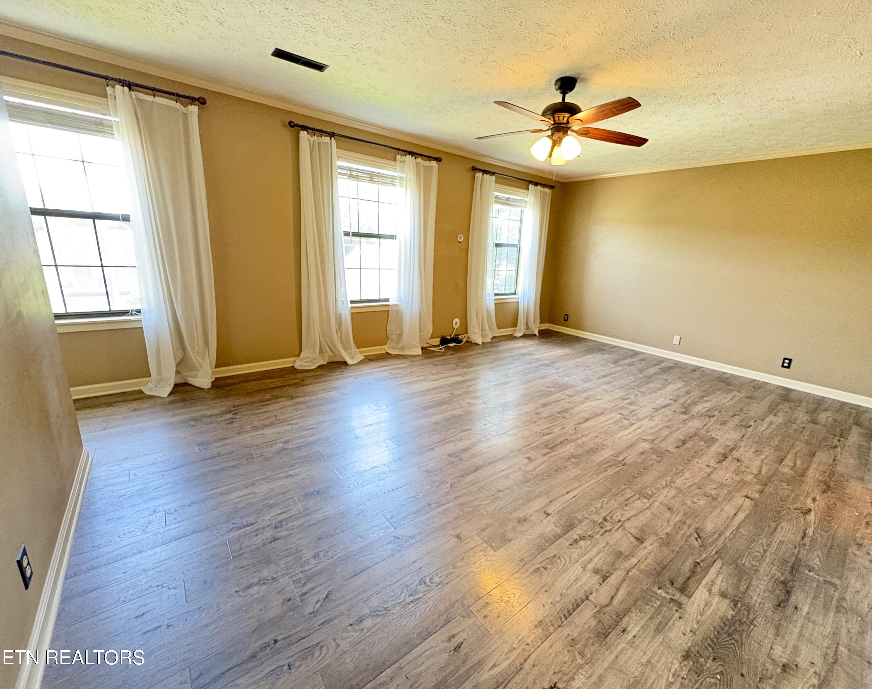 1005 Harbour Shore Drive Knoxville TN 37934