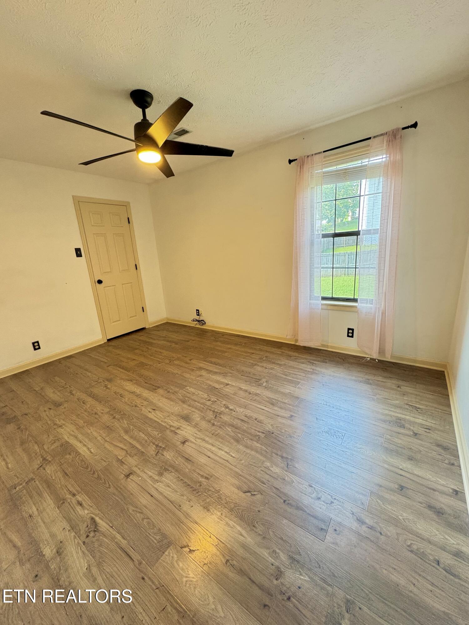 1005 Harbour Shore Drive Knoxville TN 37934