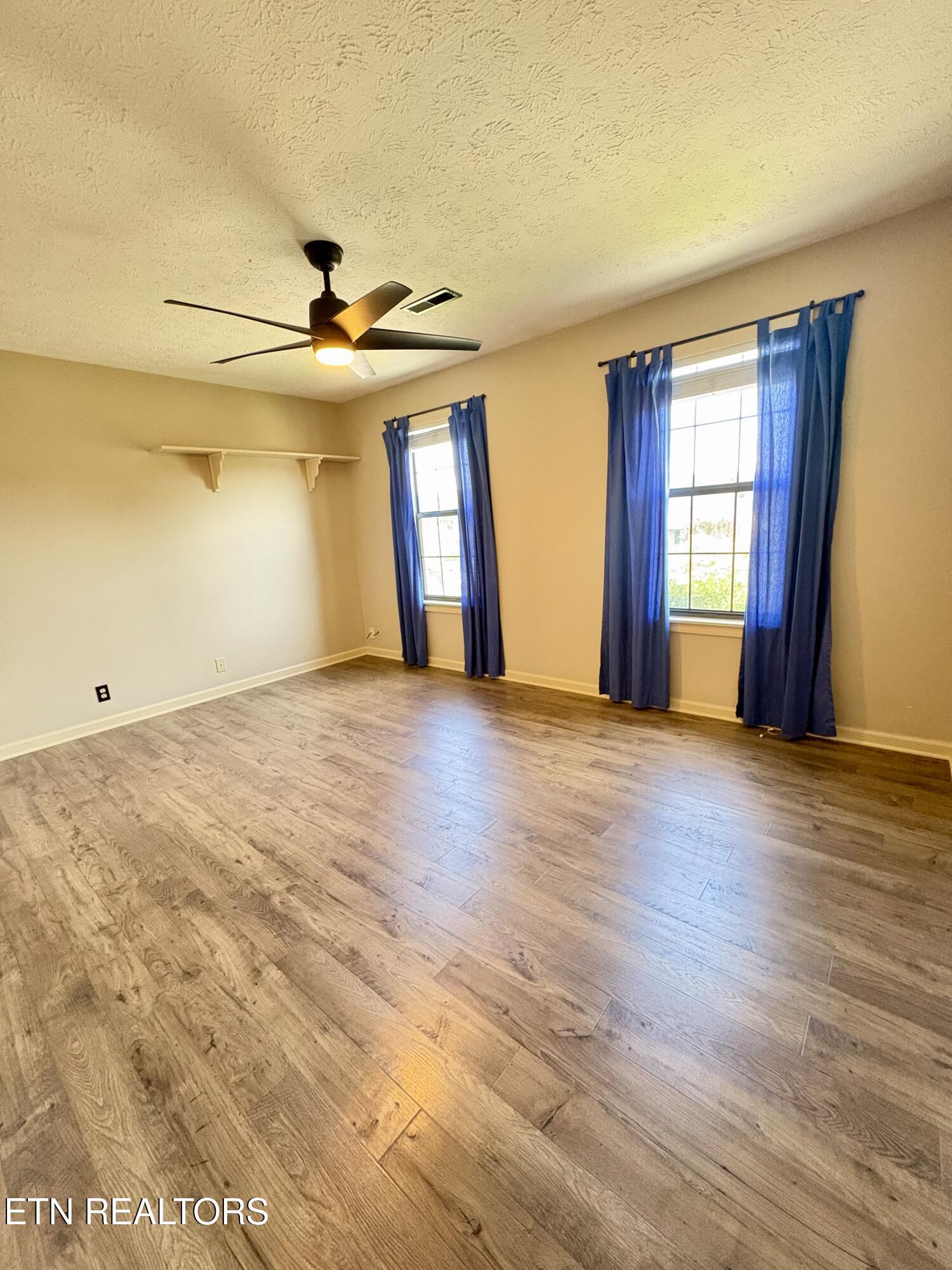 1005 Harbour Shore Drive Knoxville TN 37934