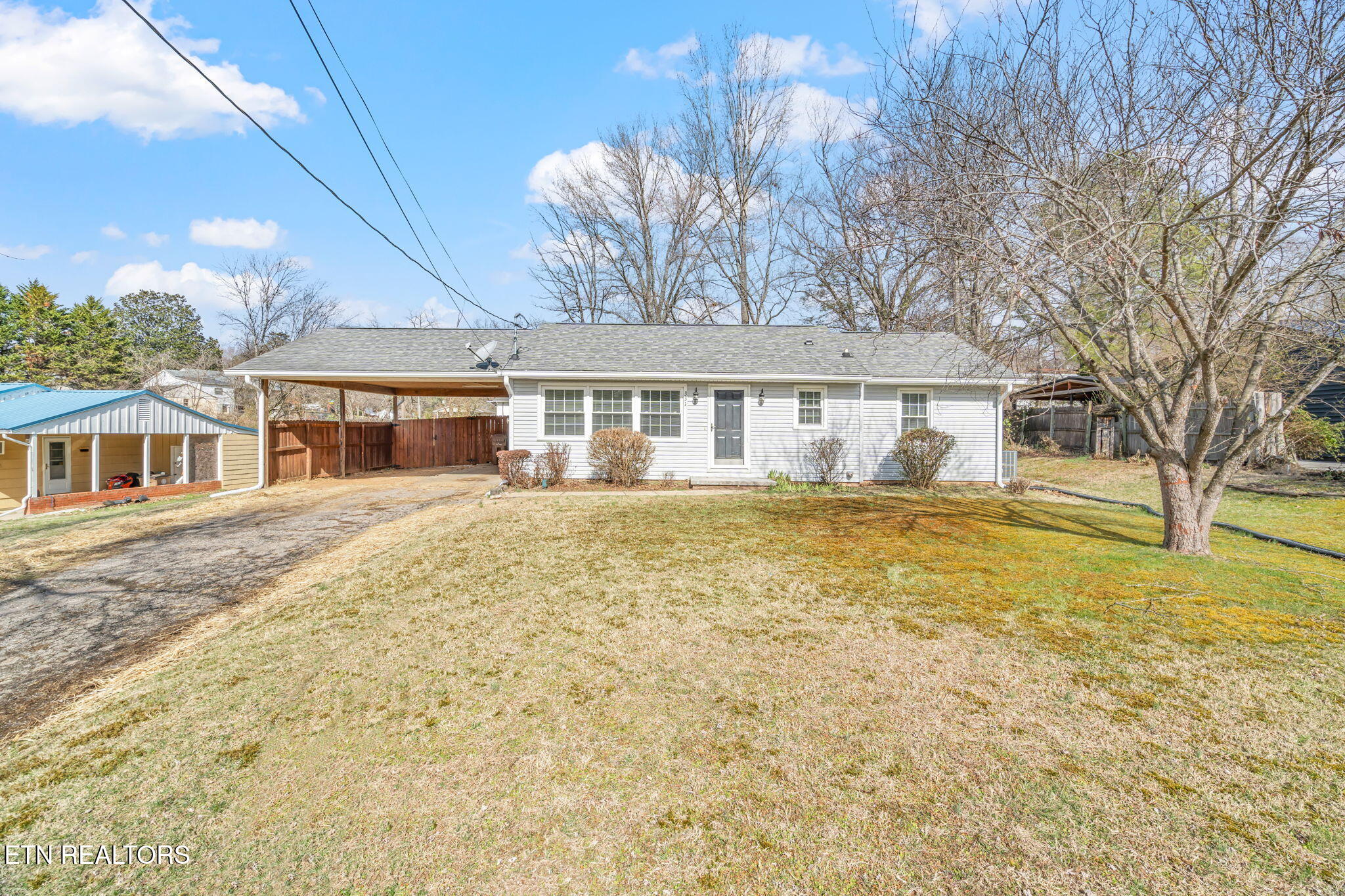 Knoxville TN 37920