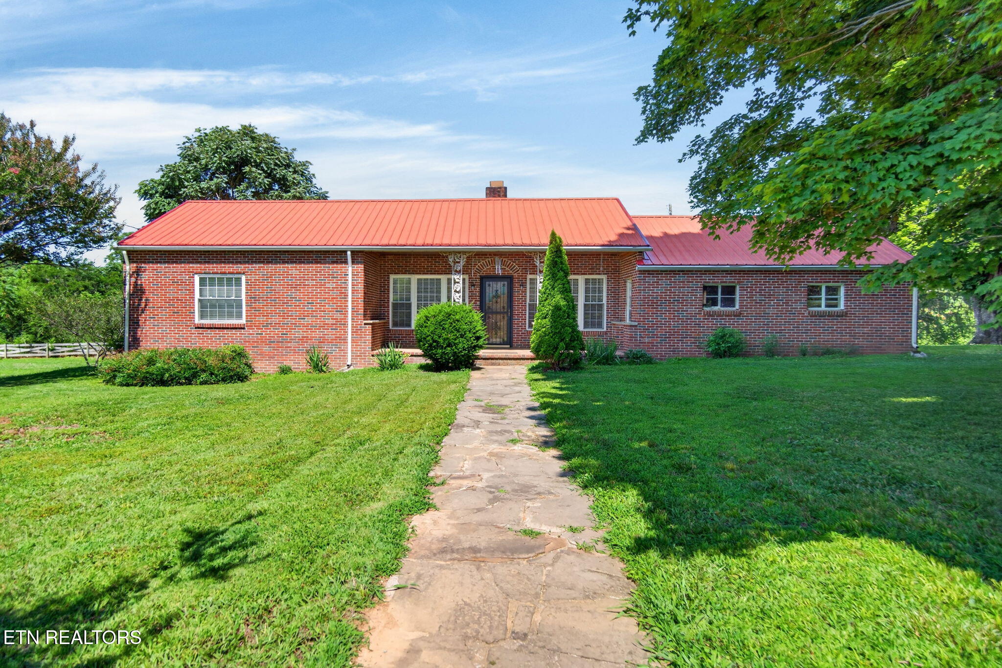 11034 Old Highway 28 Pikeville TN 37367