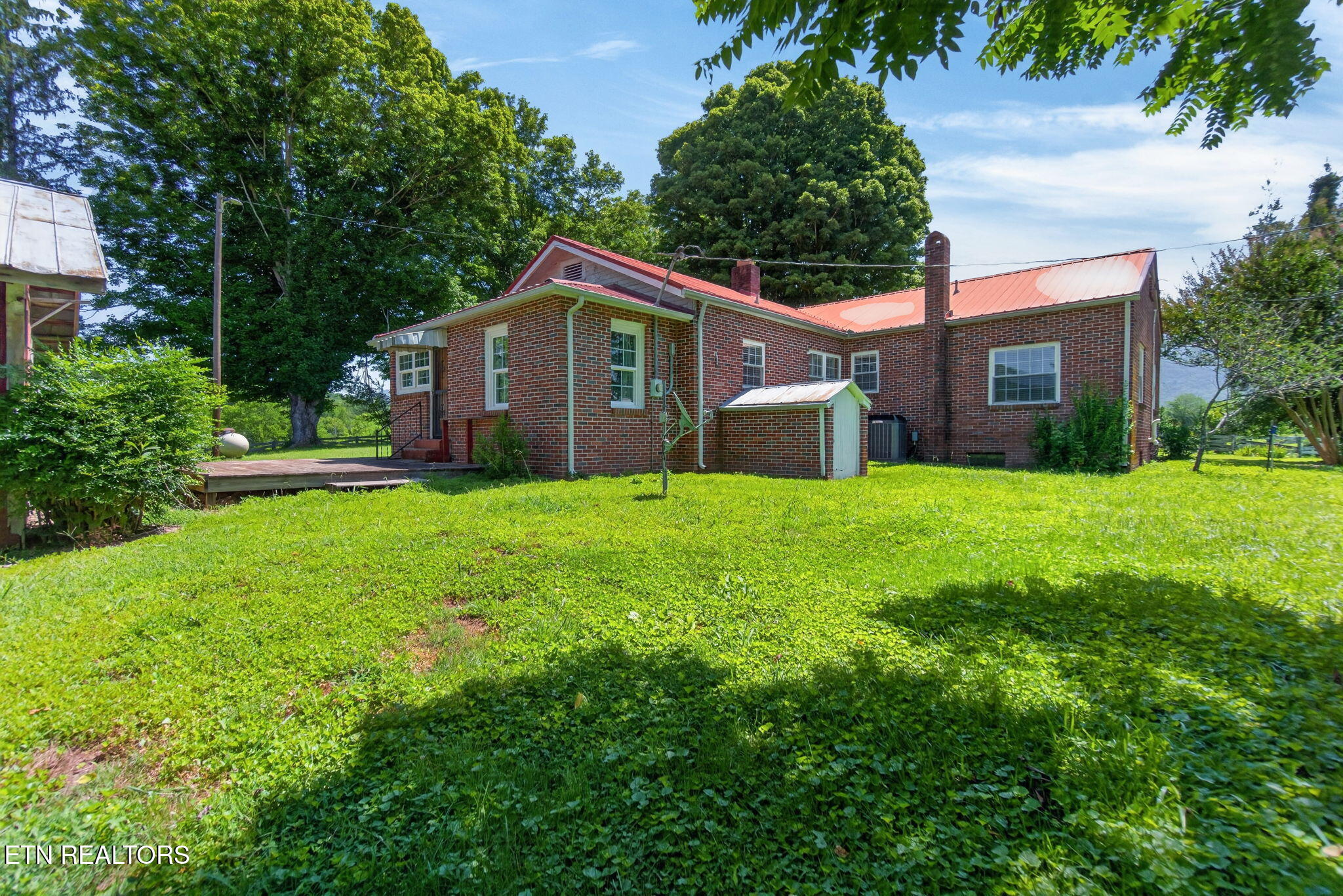 11034 Old Highway 28 Pikeville TN 37367
