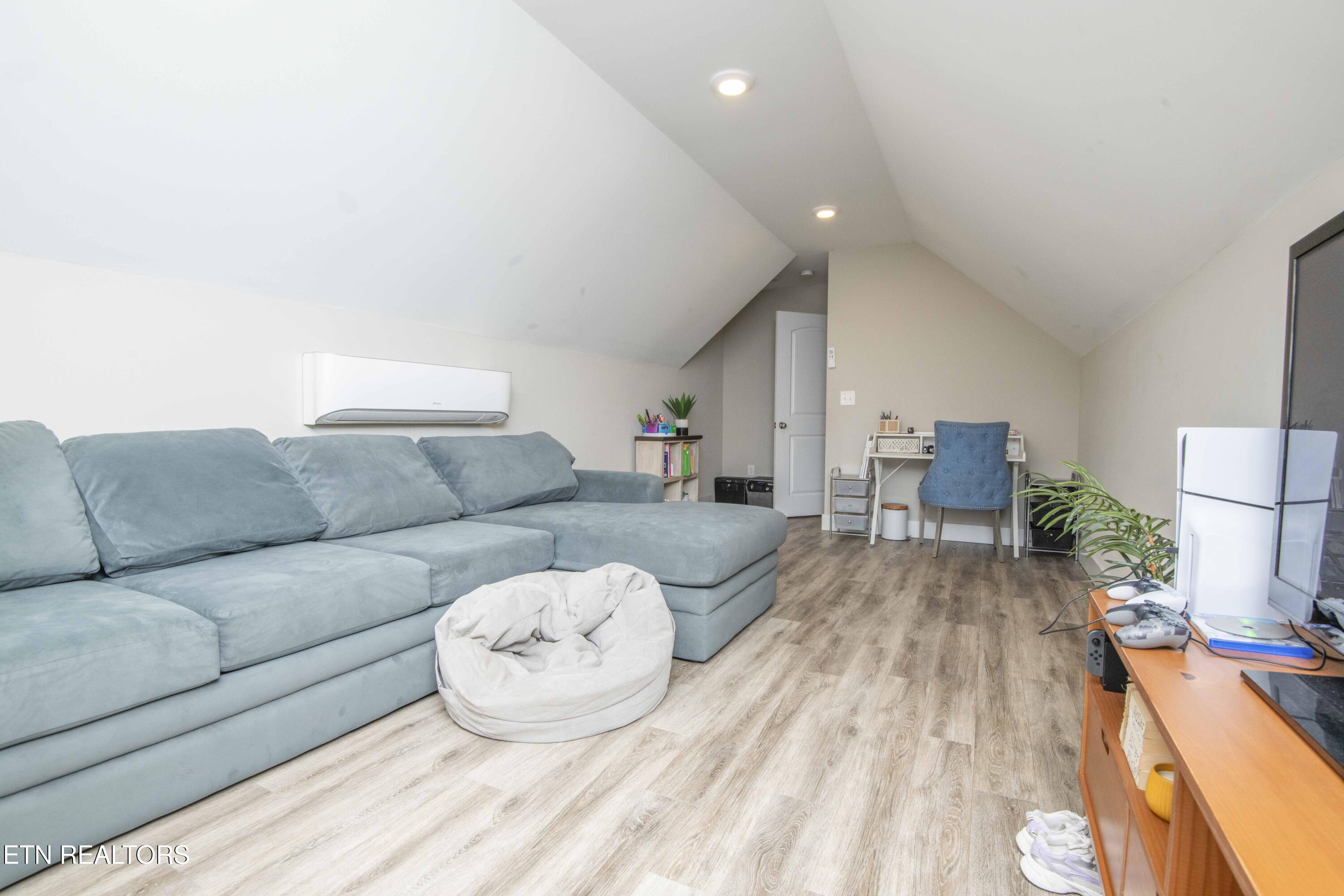 1421 Briarwood Drive Sevierville TN 37876