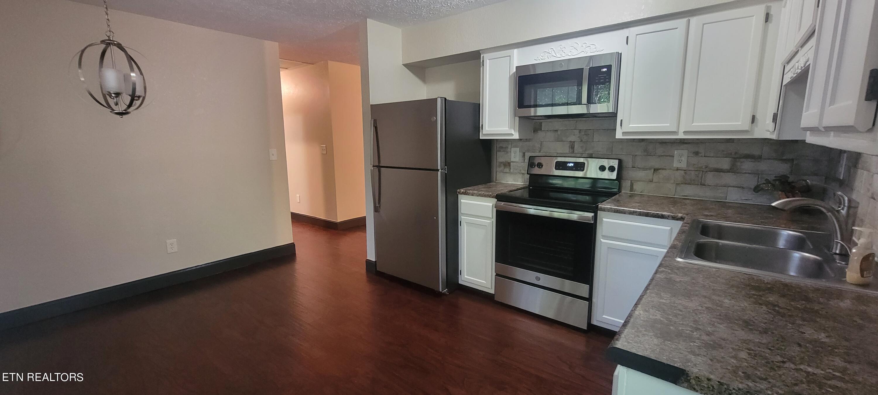 710 Dailey Avenue Loudon TN 37774