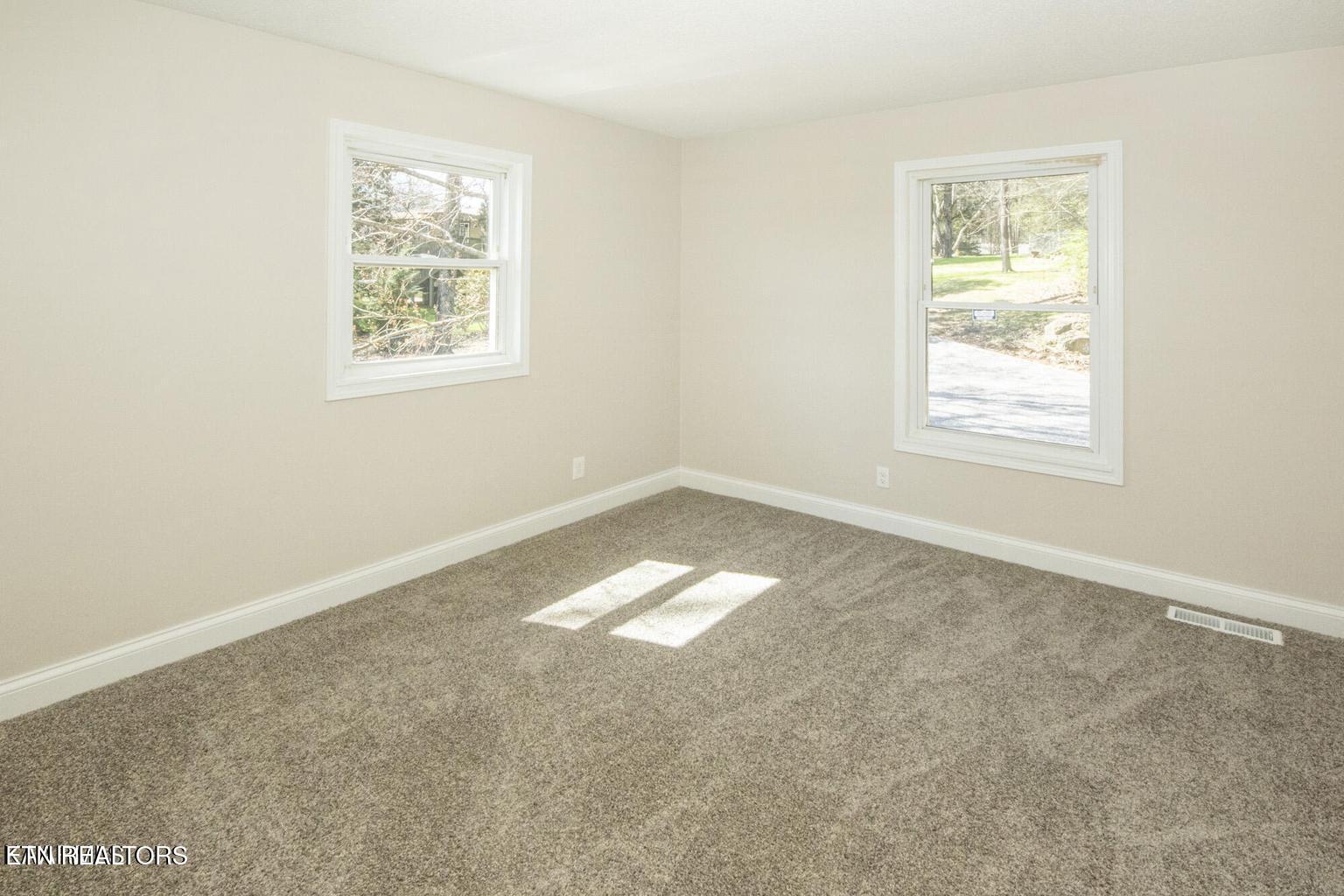 106 Newport Drive Oak Ridge TN 37830