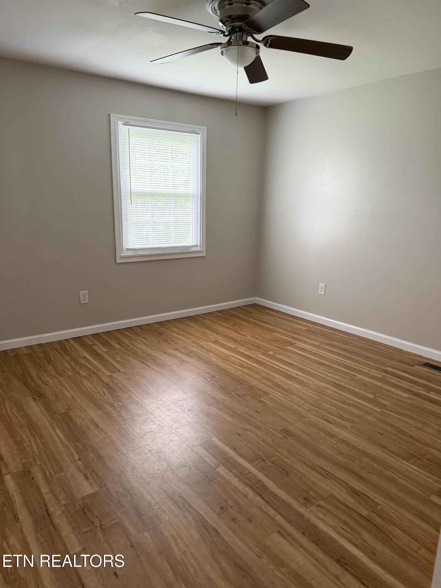 508 S Douglas Avenue Rockwood TN 37854
