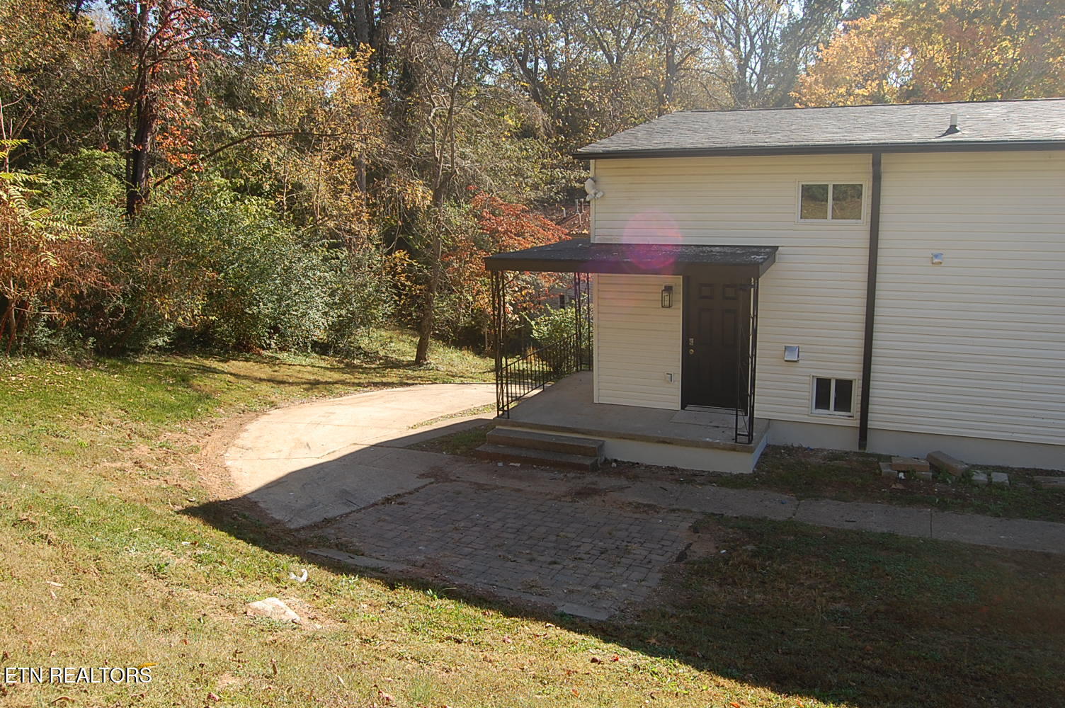 127 Wade Lane Oak Ridge TN 37830