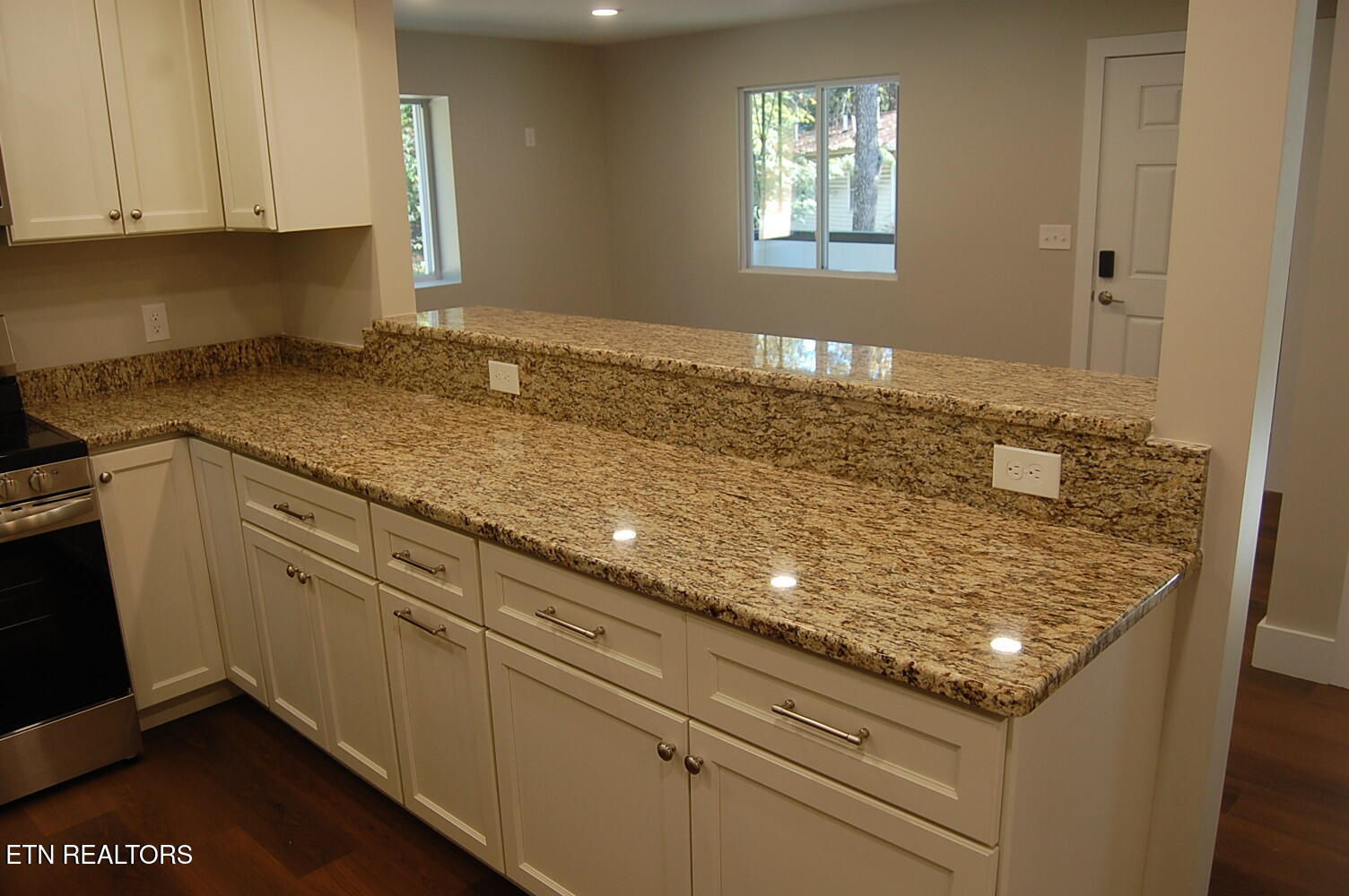 127 Wade Lane Oak Ridge TN 37830
