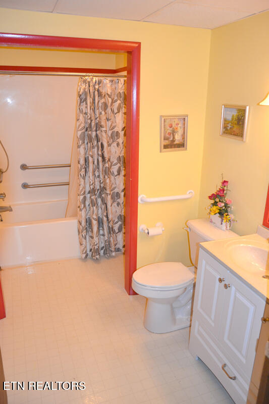 103 Apache Lane Clinton TN 37716