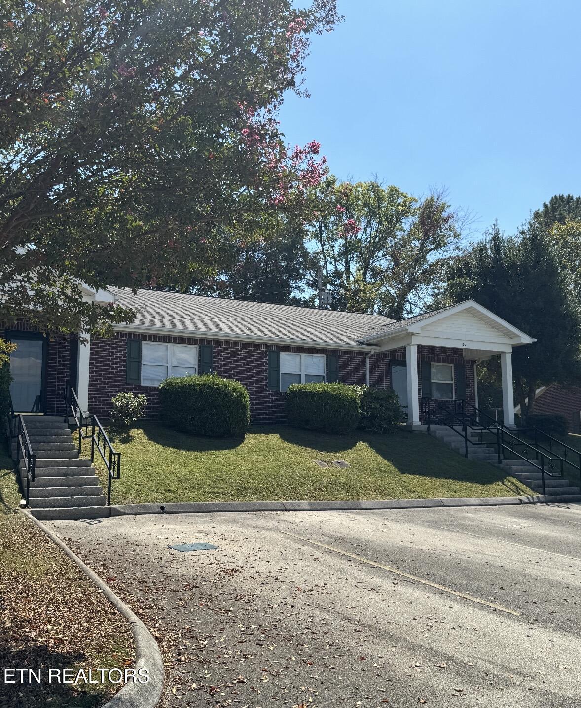 132 Hackberry Way Dandridge TN 37725