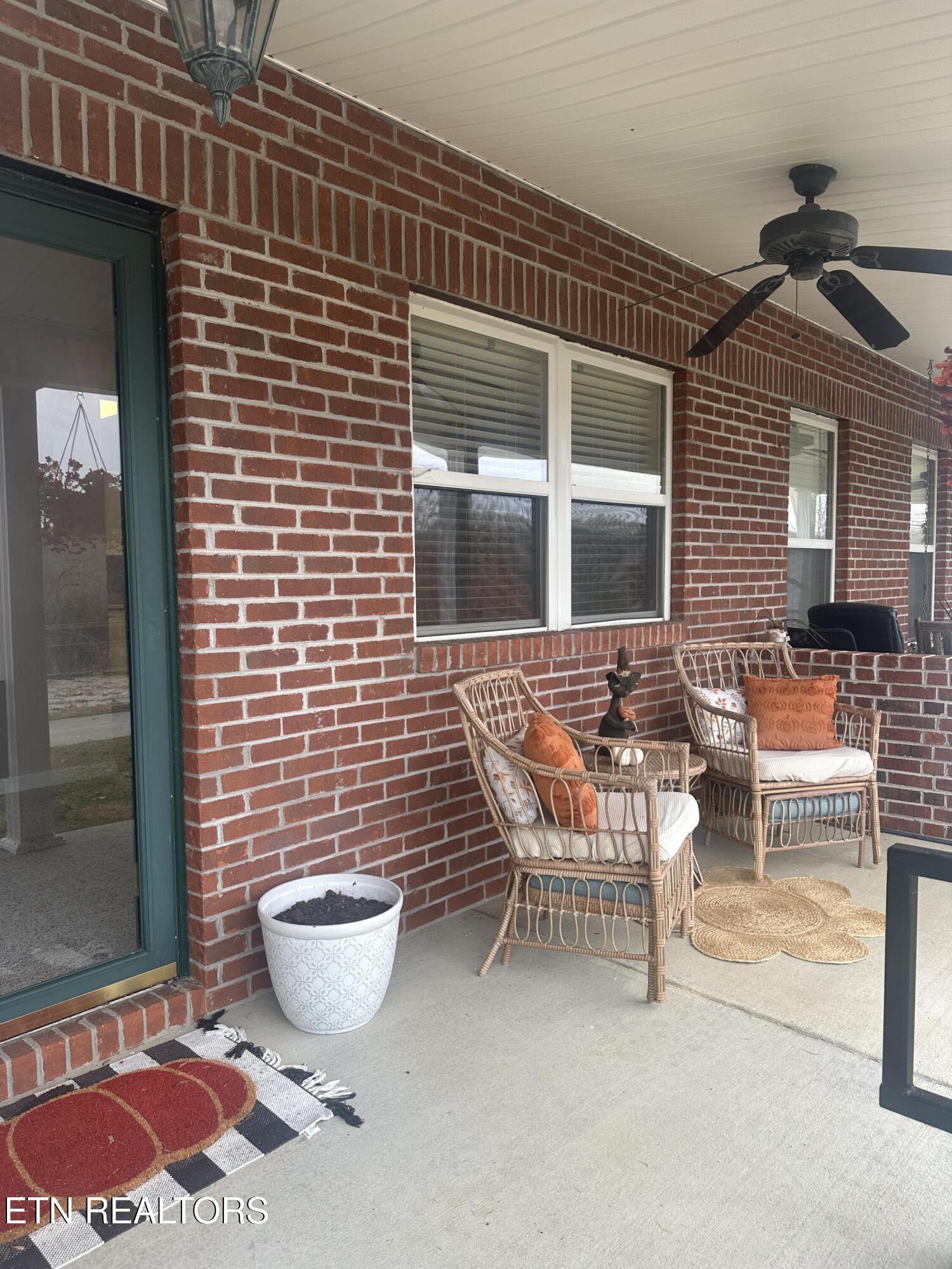 132 Hackberry Way Dandridge TN 37725