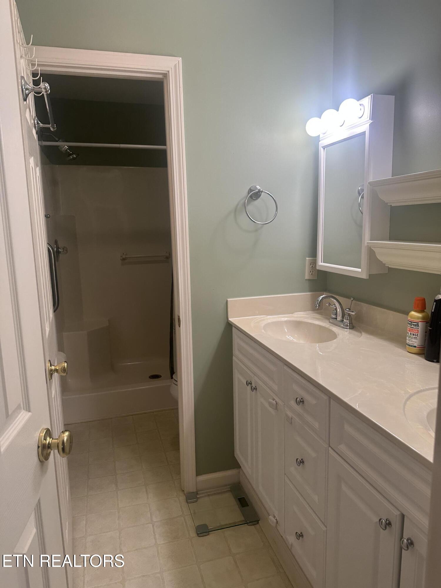 132 Hackberry Way Dandridge TN 37725