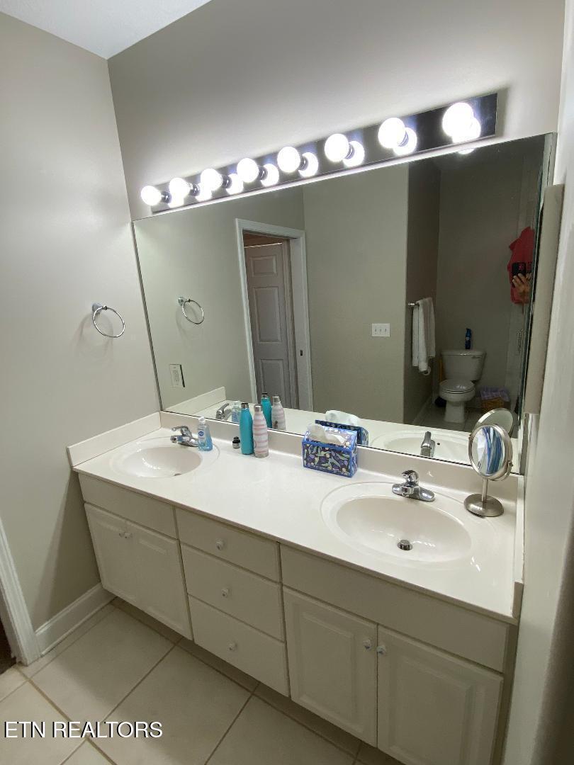 545 Rarity Bay Parkway Vonore TN 37885