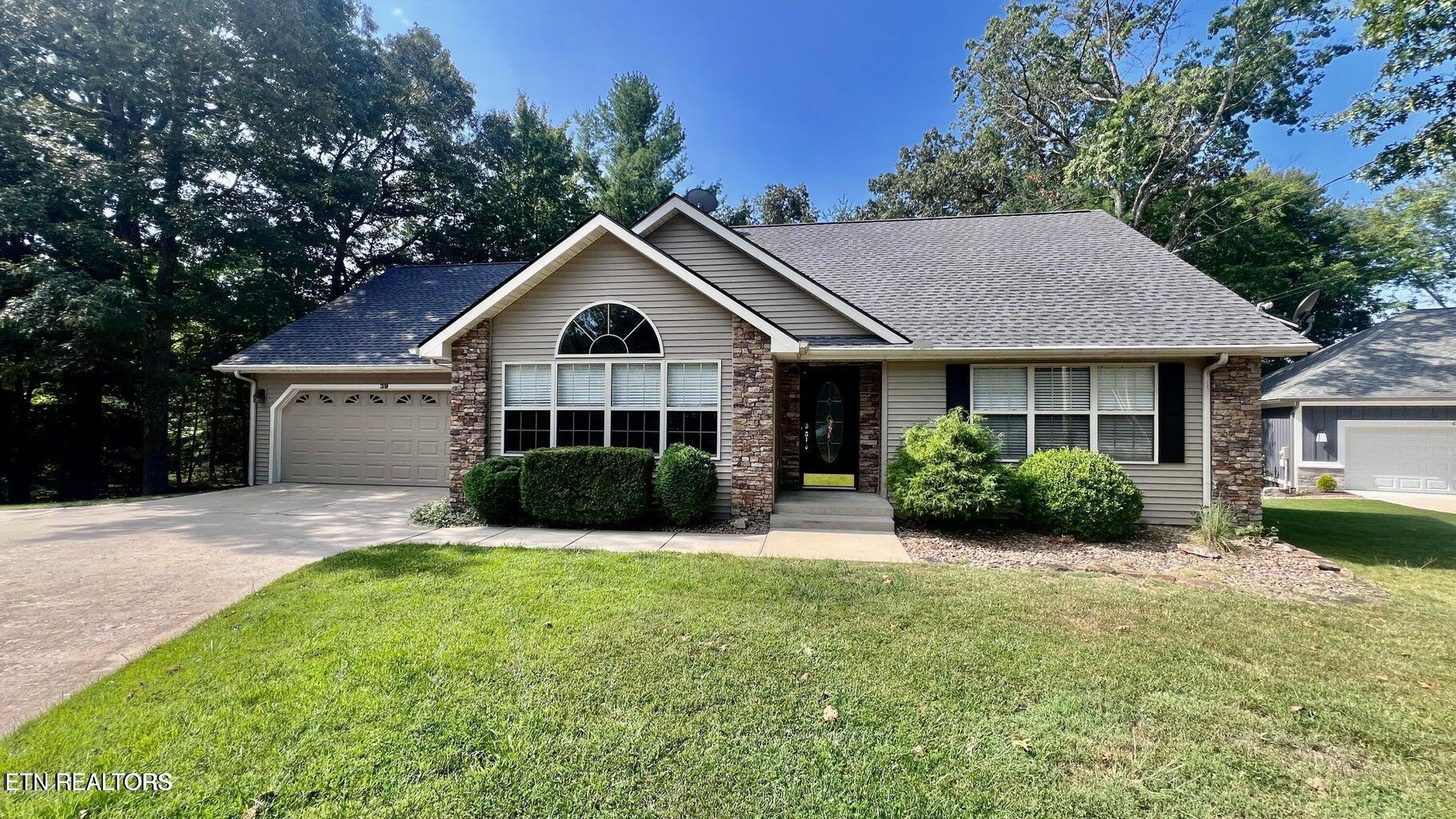 39 Leaf Circle Crossville TN 38558
