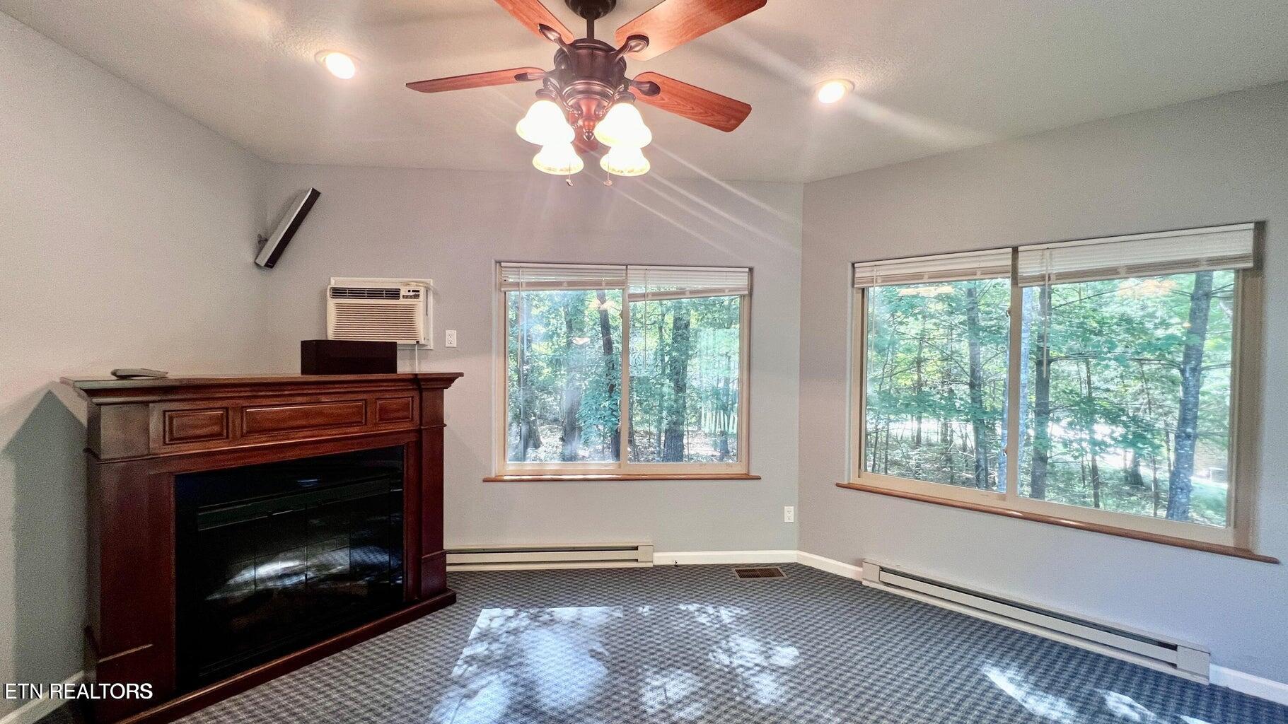 39 Leaf Circle Crossville TN 38558