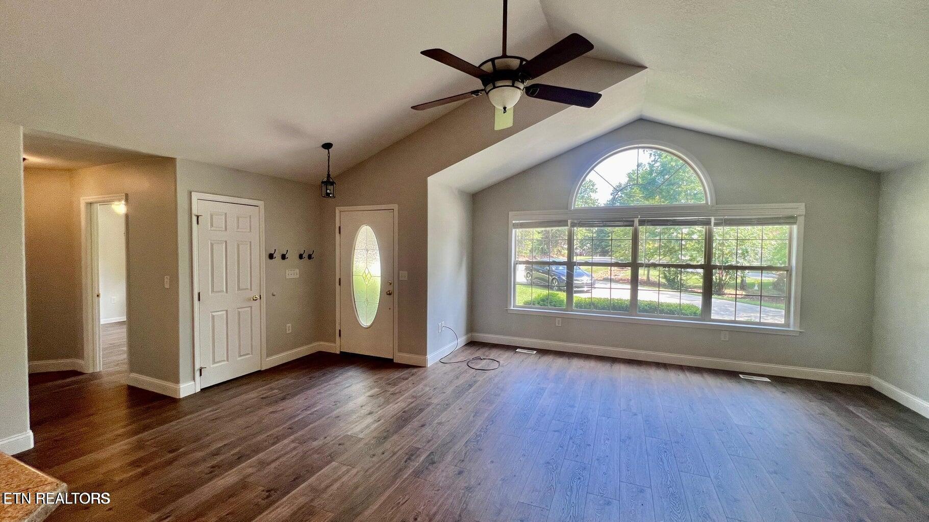 39 Leaf Circle Crossville TN 38558
