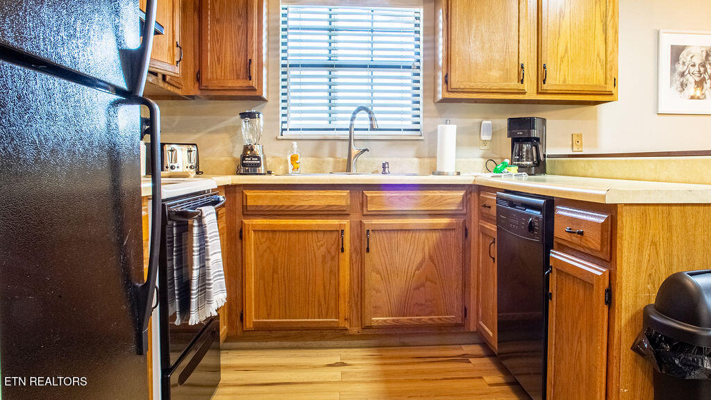 3933 Dollys Drive Sevierville TN 37876