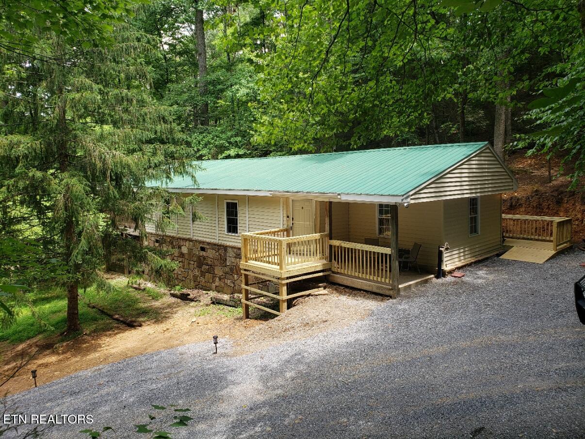 1110 S Spring Hollow Road Sevierville TN 37876