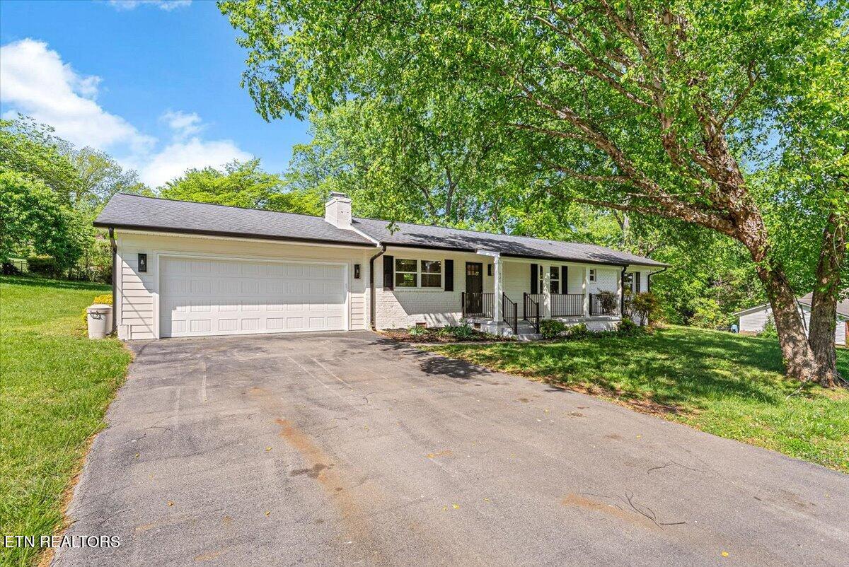 221 Medford Road Knoxville TN 37922