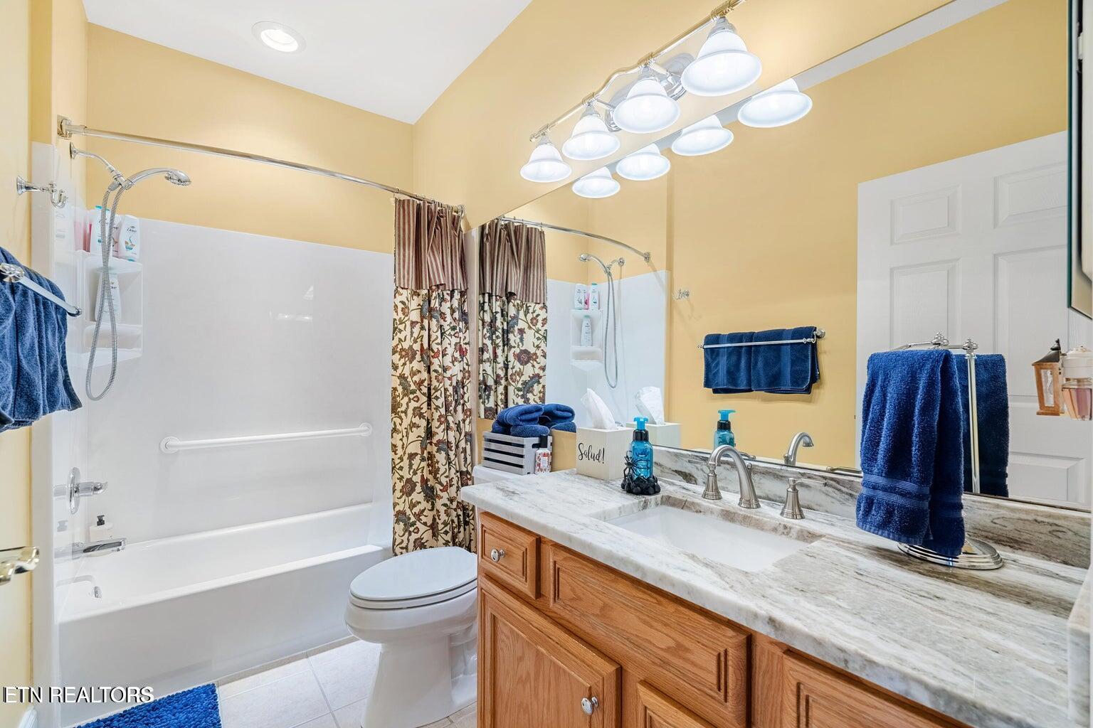 545 Rarity Bay Parkway Vonore TN 37885