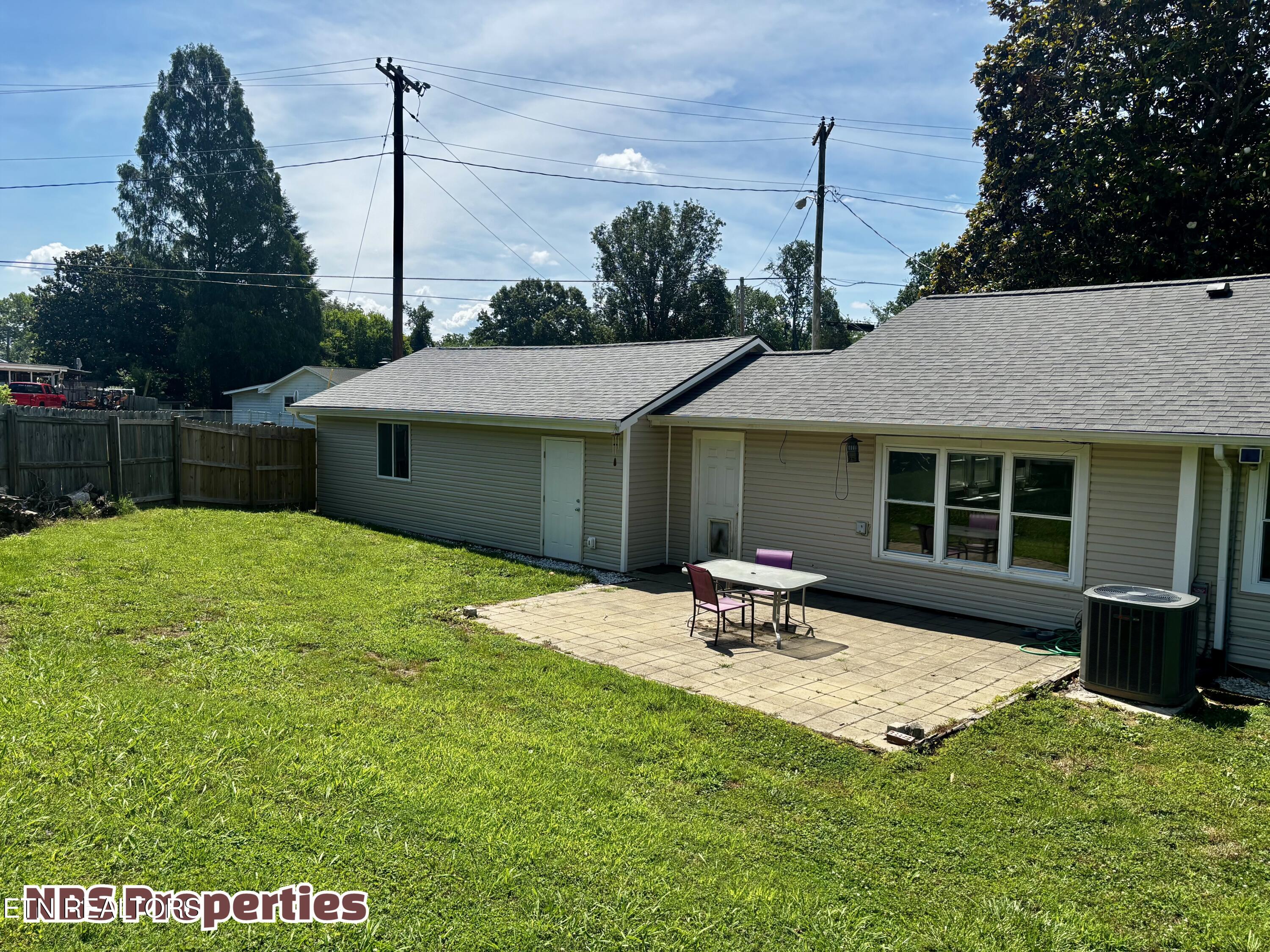104 Hillside Road Oak Ridge TN 37830