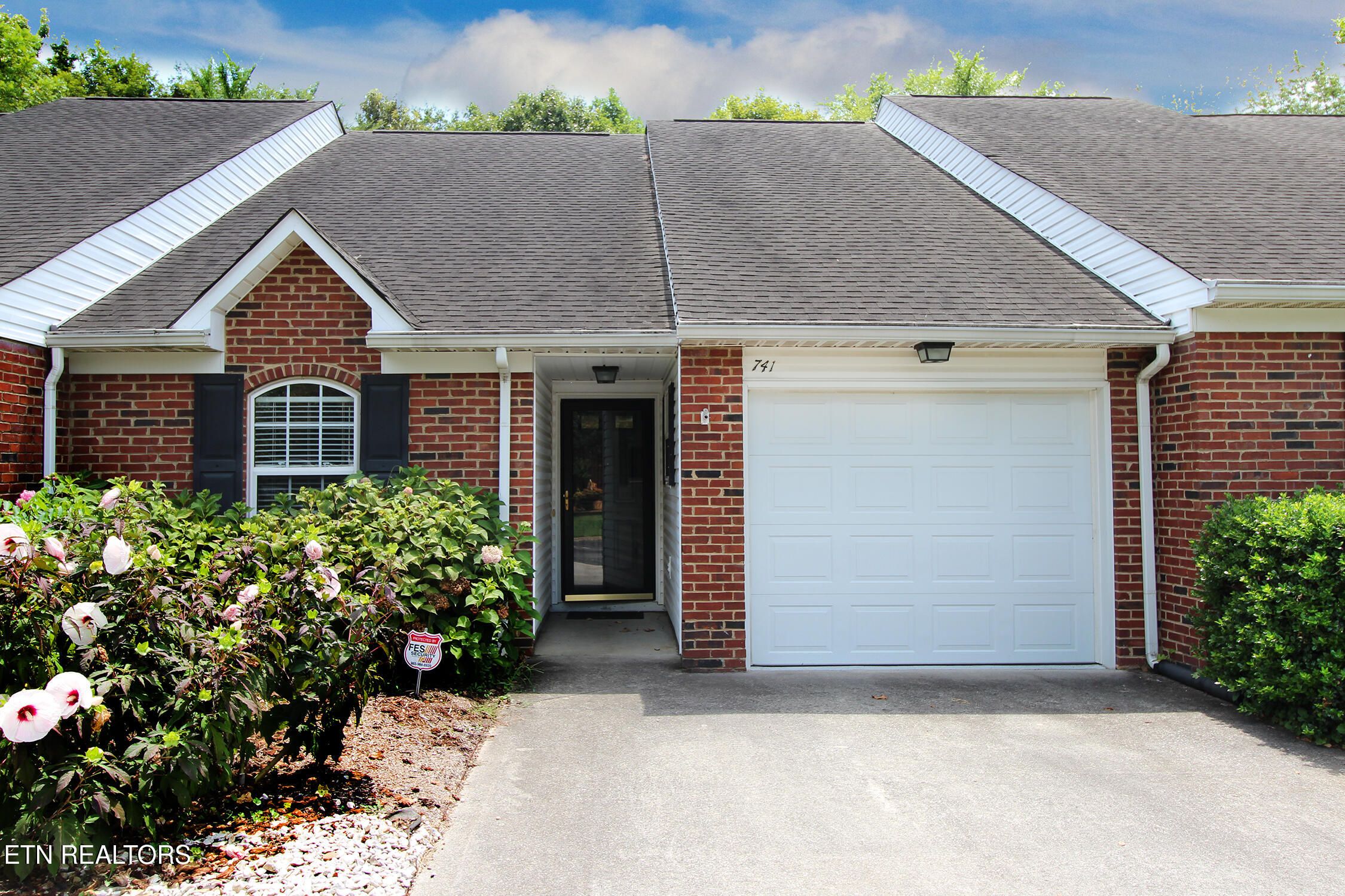 741 Harbor Way Knoxville TN 37934