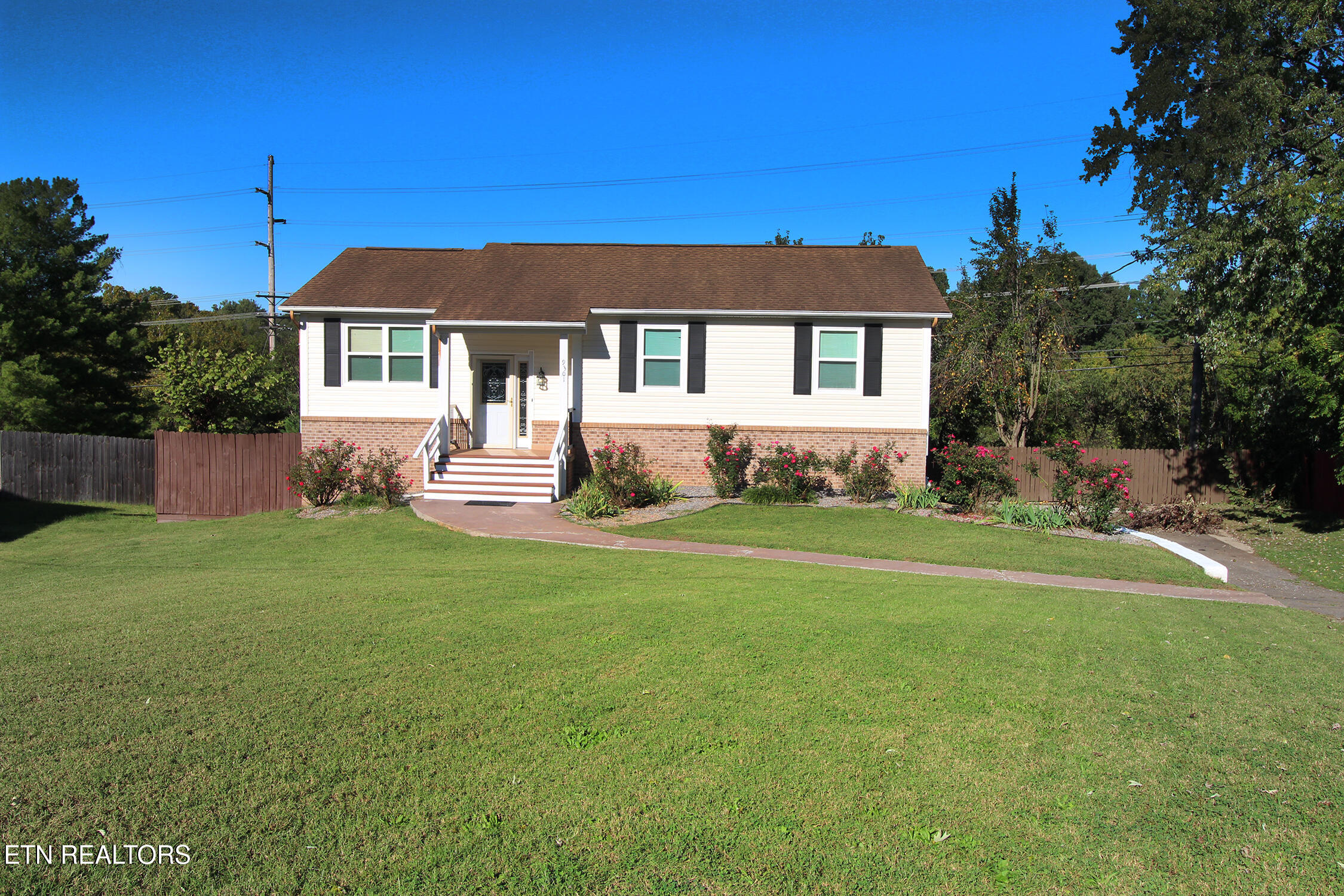 9301 Oakshire Circle Knoxville TN 37922