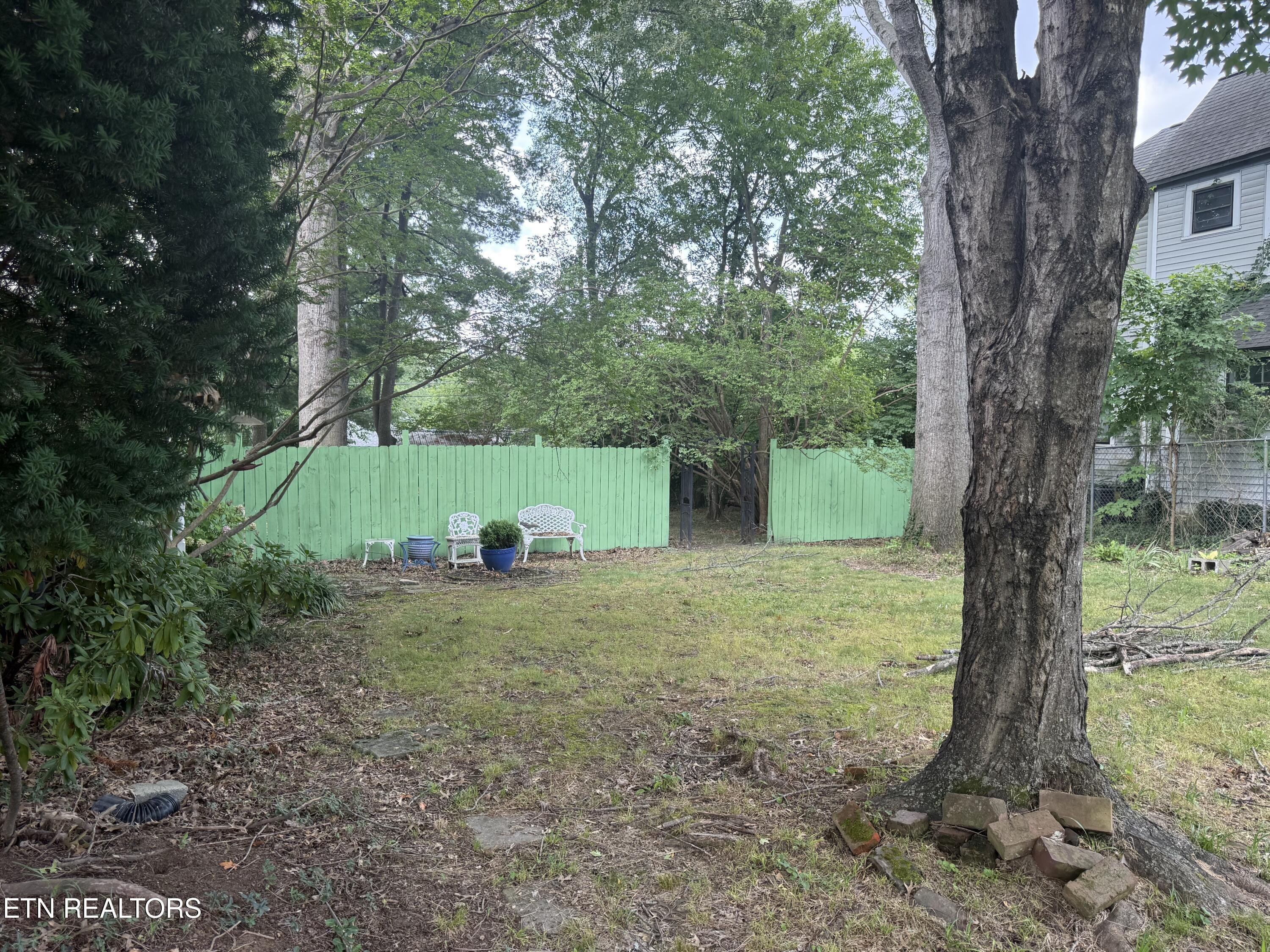 Knoxville TN 37917
