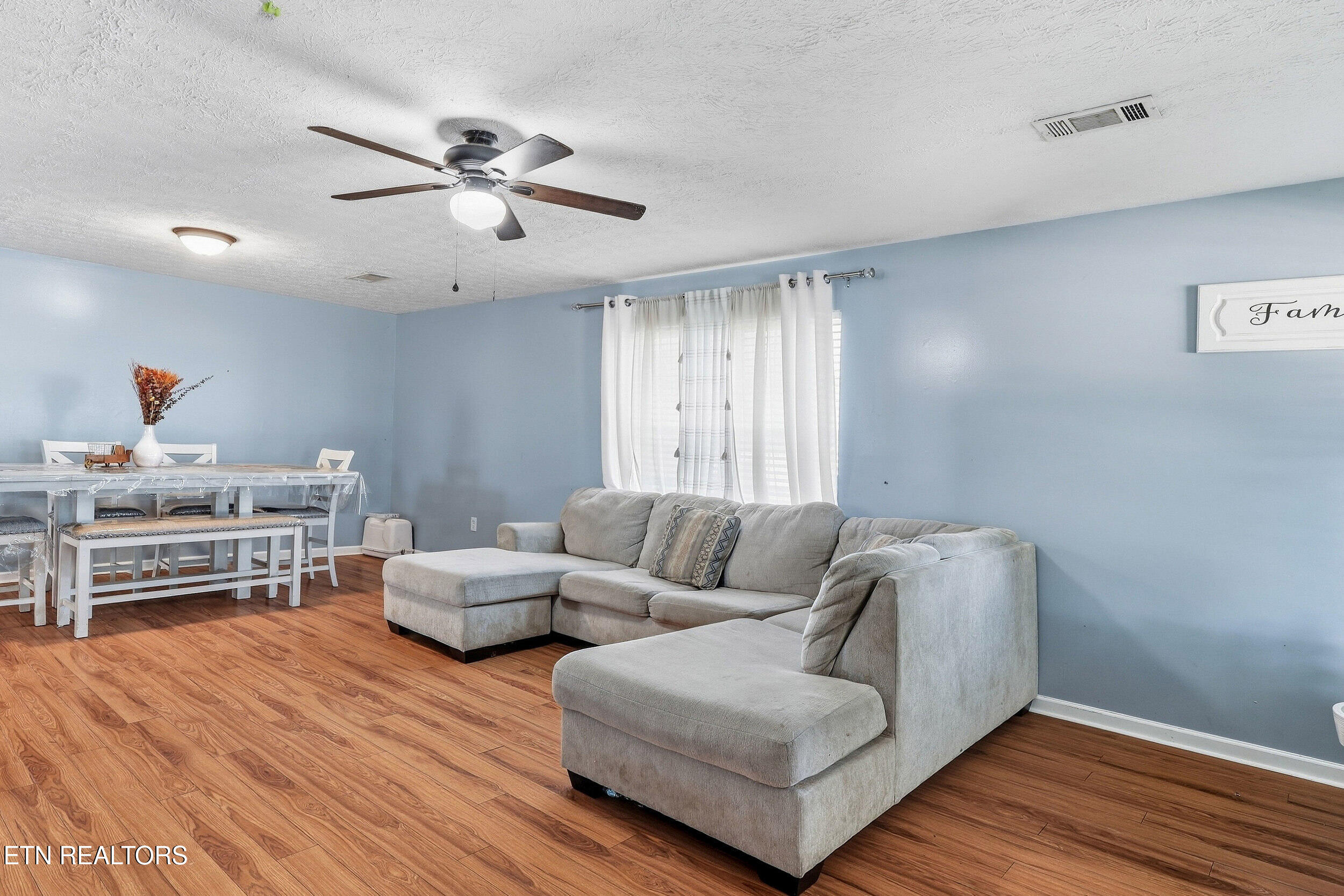 2549 Sportsmans Way Sevierville TN 37876