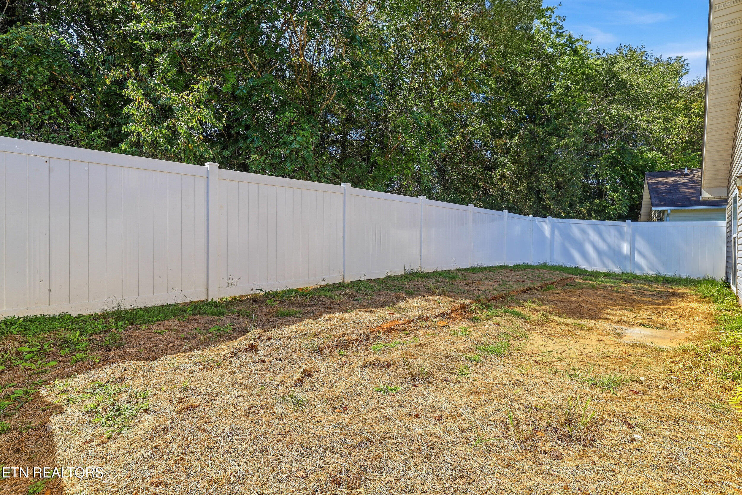 2549 Sportsmans Way Sevierville TN 37876
