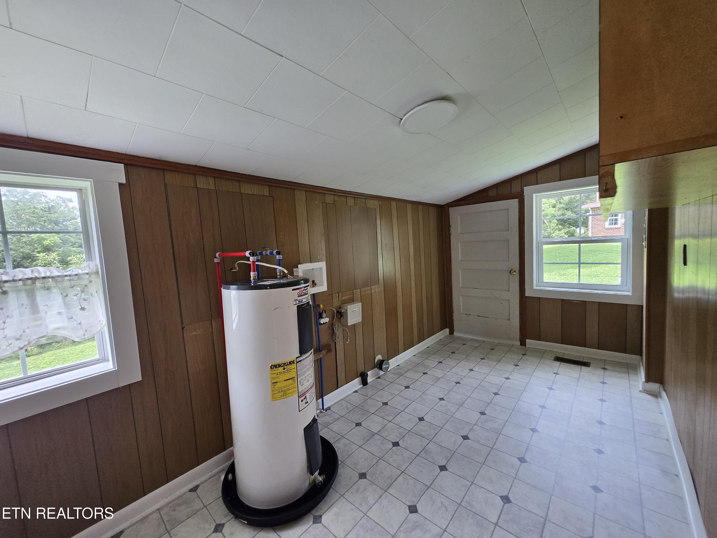11072 Old Highway 28 Pikeville TN 37367