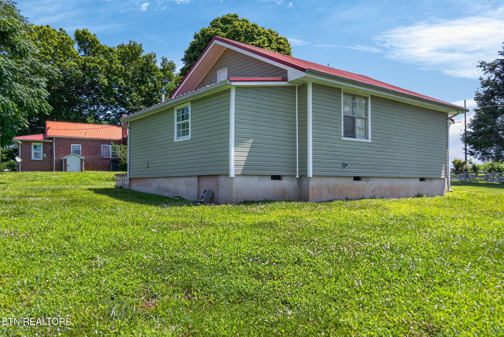 11072 Old Highway 28 Pikeville TN 37367