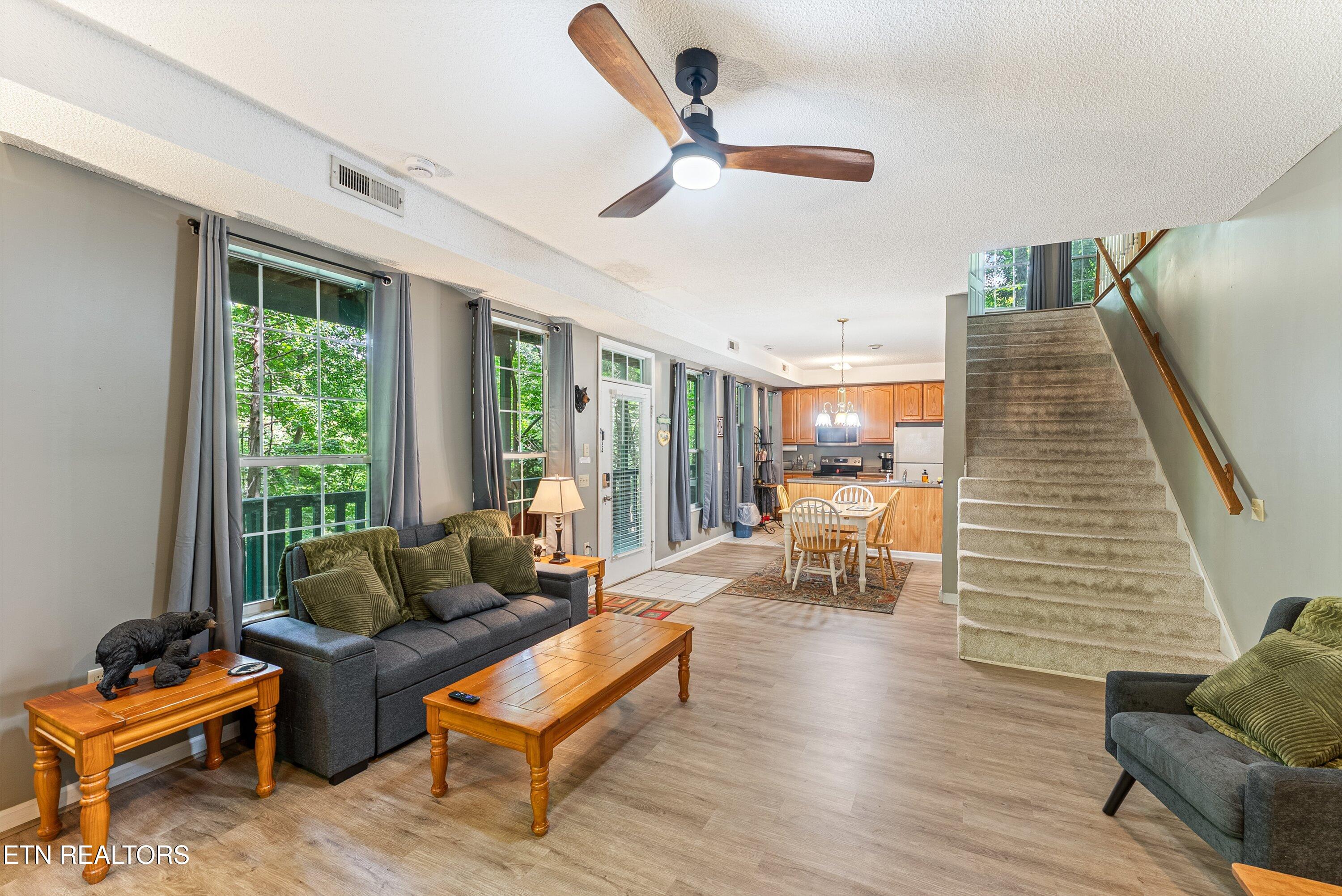 1052 Twin Oaks Road Gatlinburg TN 37738