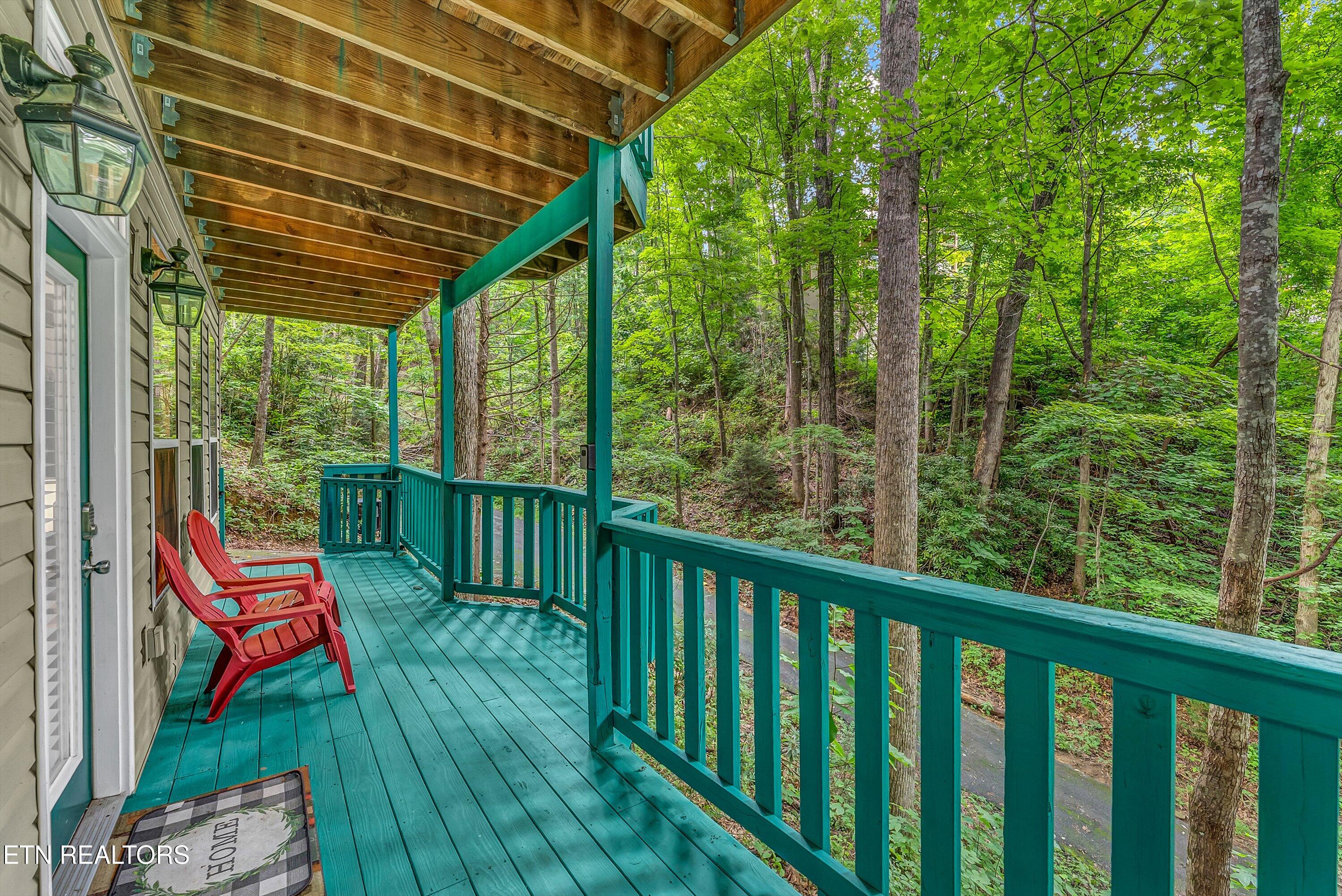 1052 Twin Oaks Road Gatlinburg TN 37738