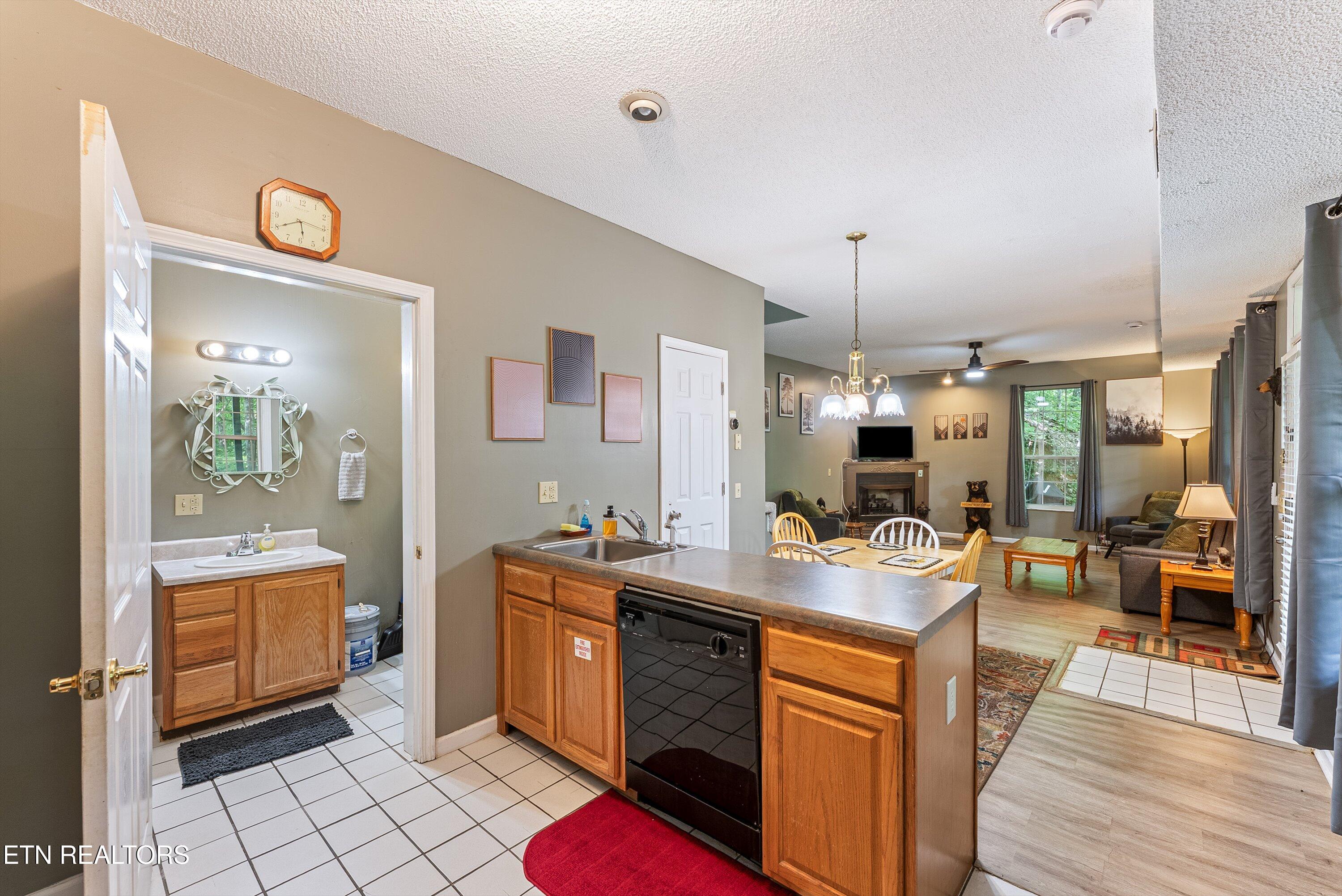 1052 Twin Oaks Road Gatlinburg TN 37738