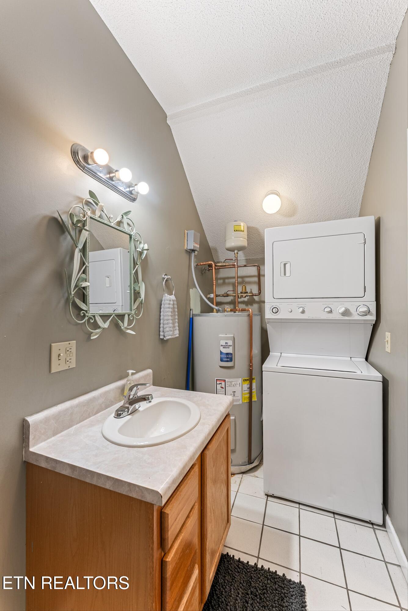 1052 Twin Oaks Road Gatlinburg TN 37738