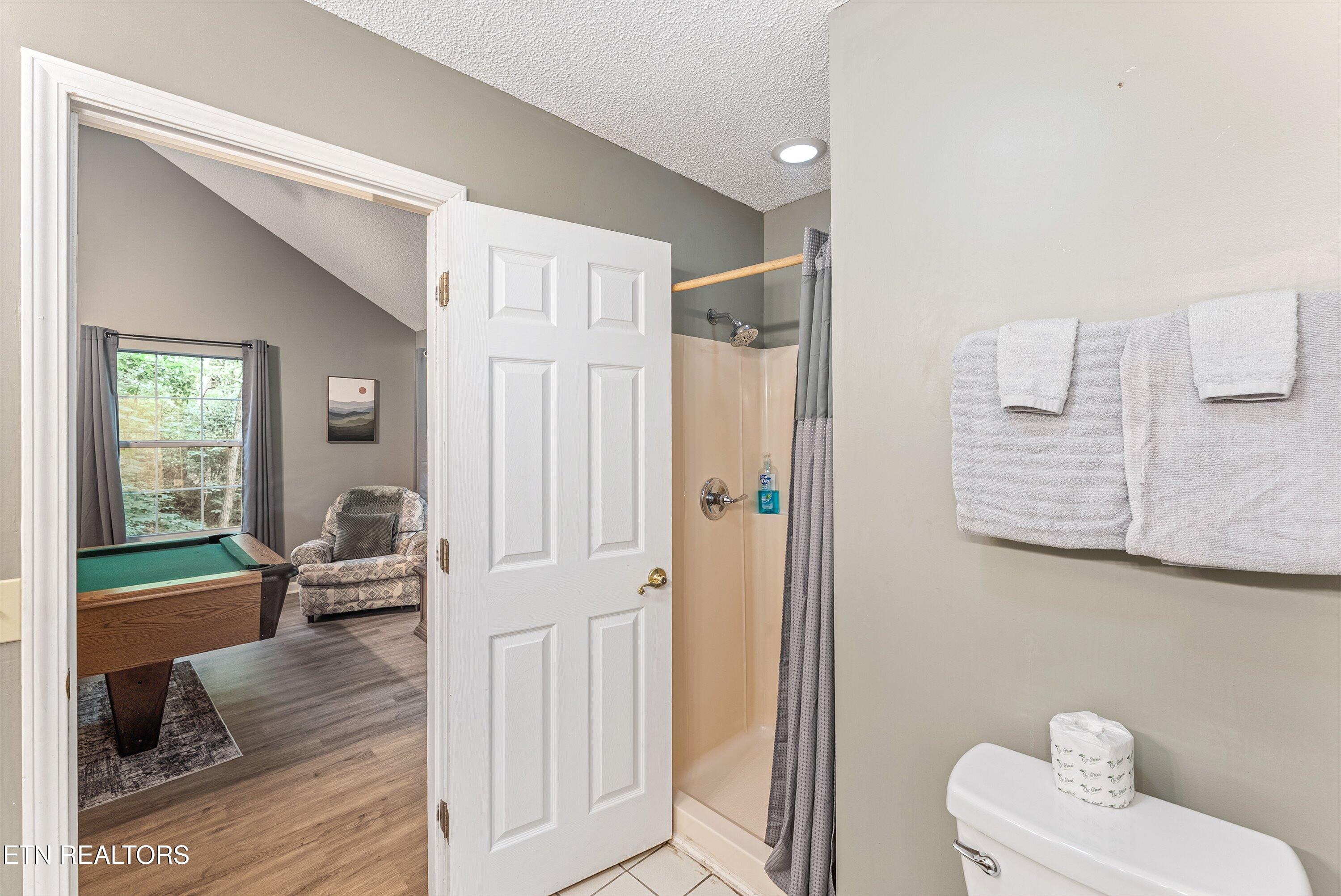 1052 Twin Oaks Road Gatlinburg TN 37738