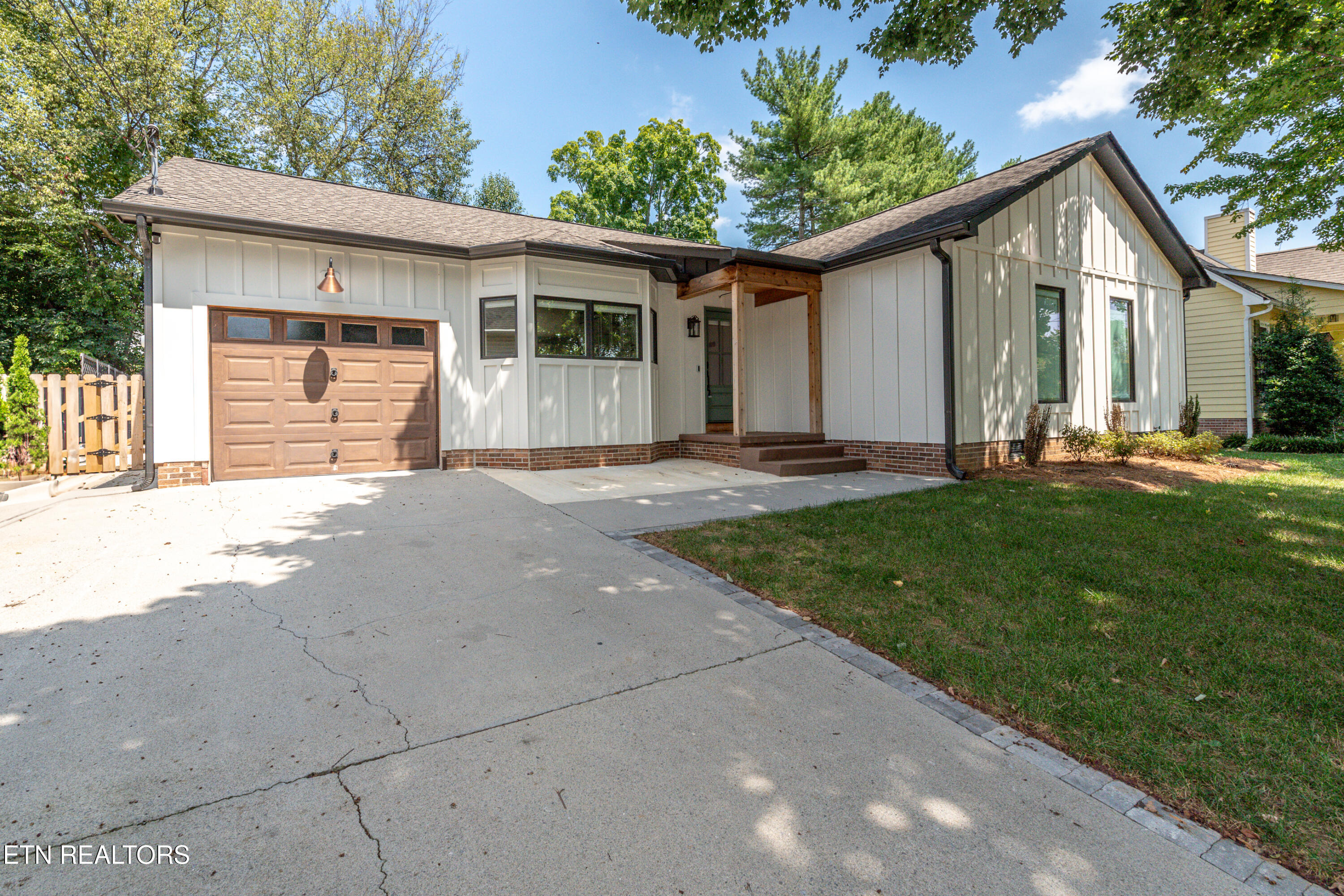 626 Copperfield Drive Knoxville TN 37934
