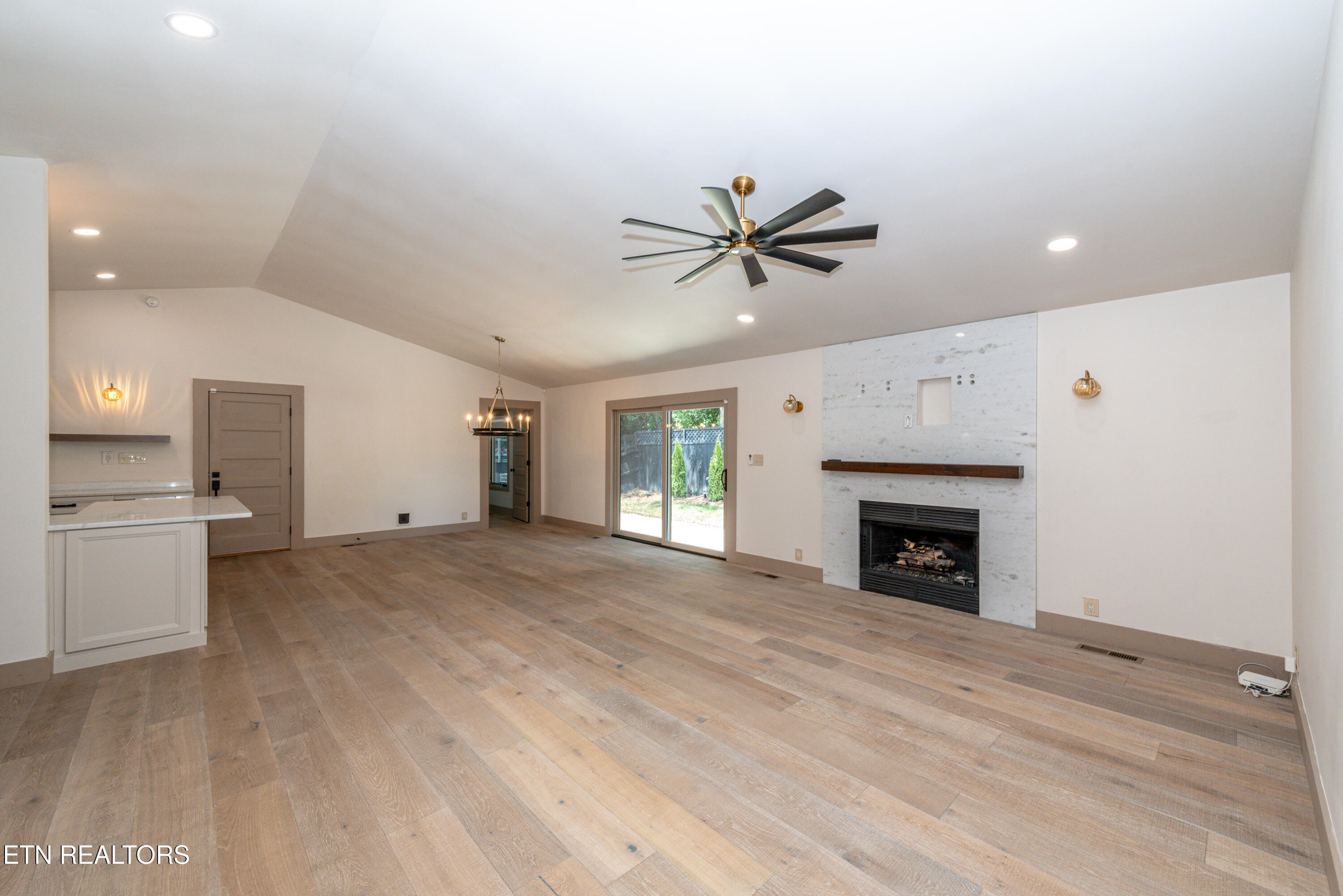 626 Copperfield Drive Knoxville TN 37934