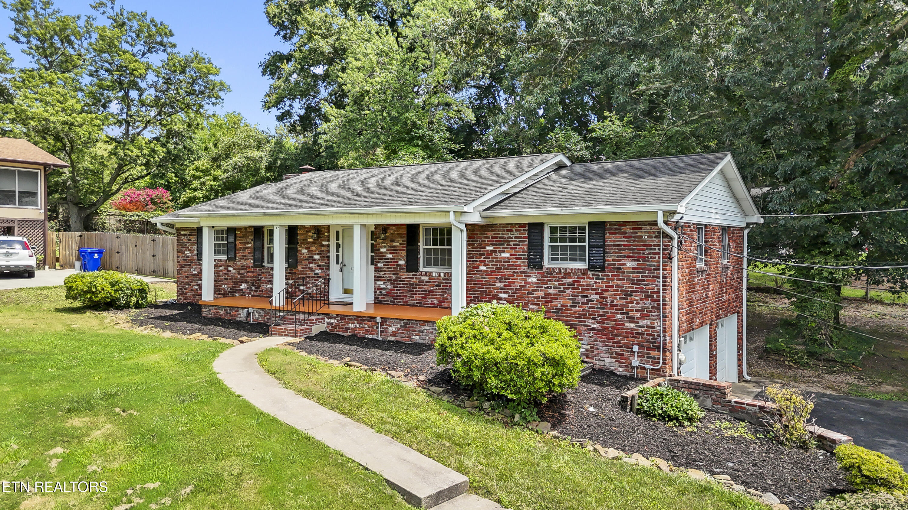 7720 Devonshire Drive Knoxville TN 37919