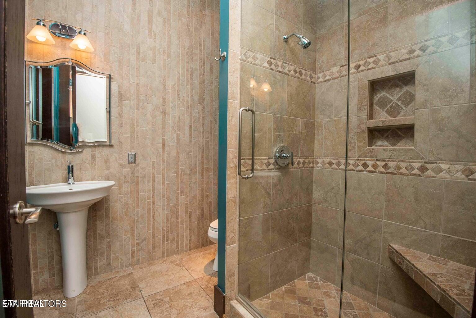 129 W Jackson Avenue Knoxville TN 37902