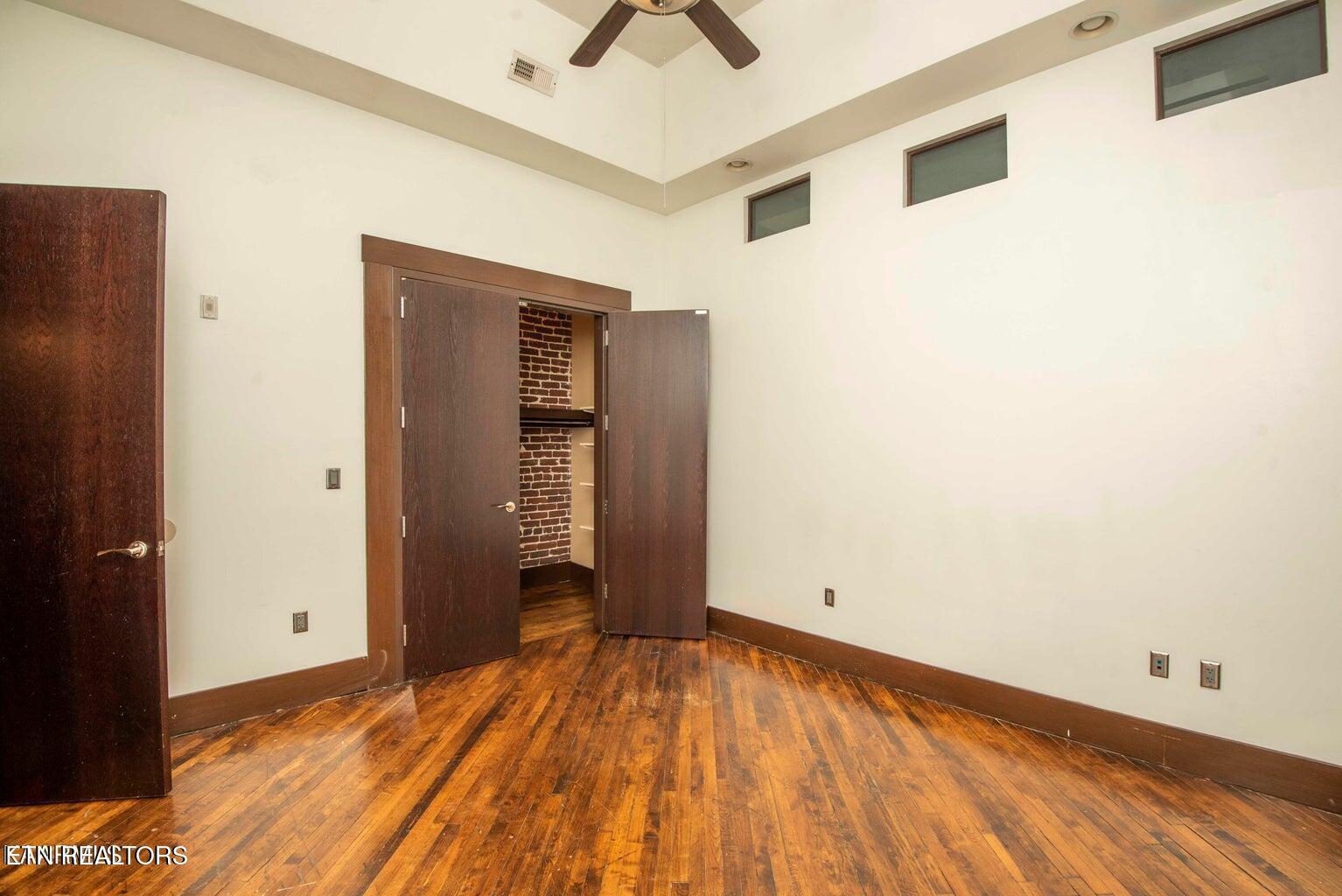 129 W Jackson Avenue Knoxville TN 37902