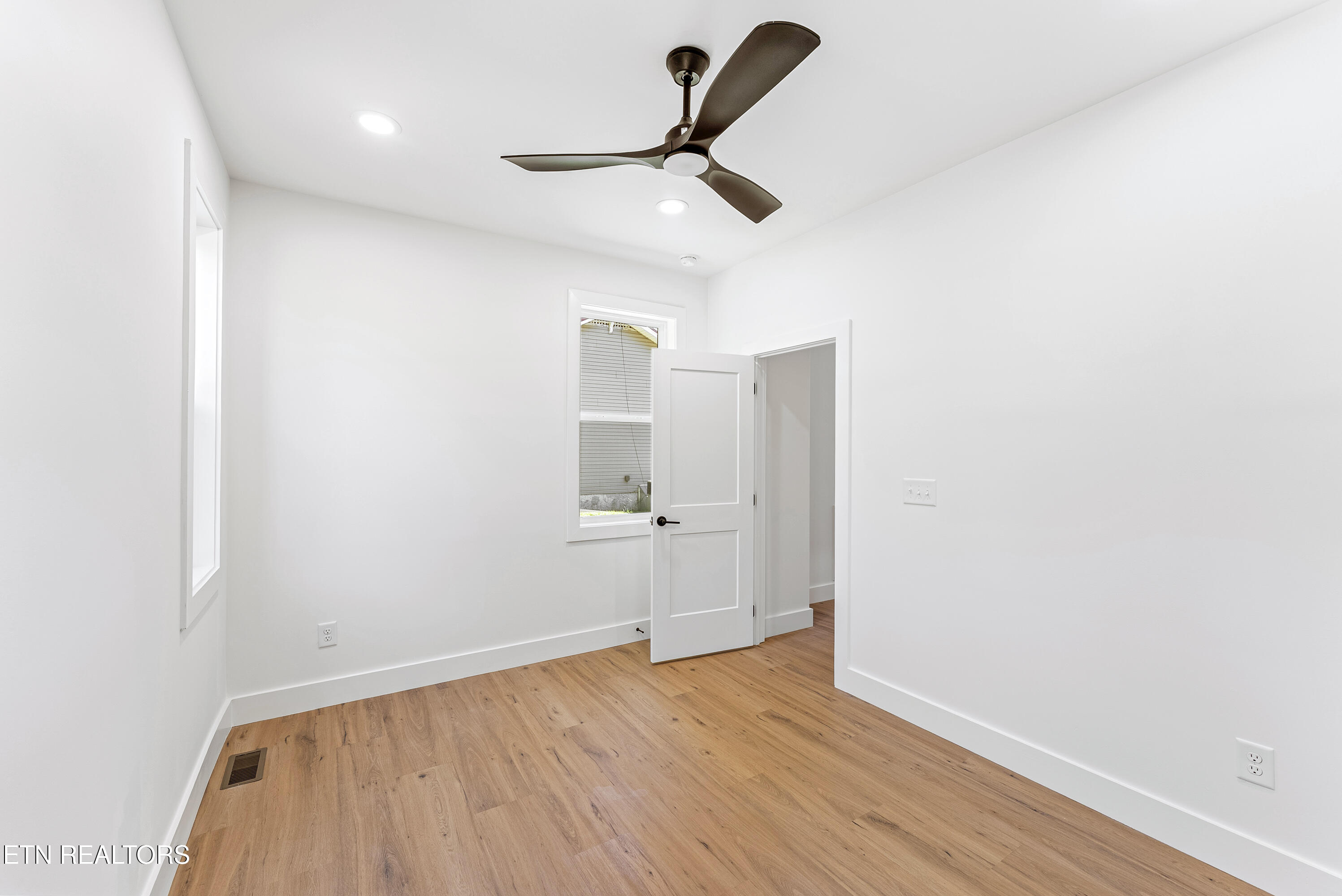 405 Forestal Drive Knoxville TN 37918