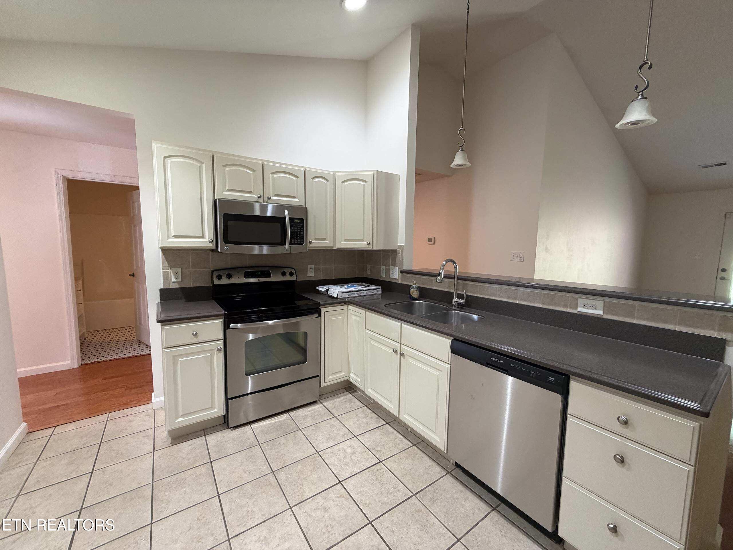 8852 Carriage House Way Knoxville TN 37923