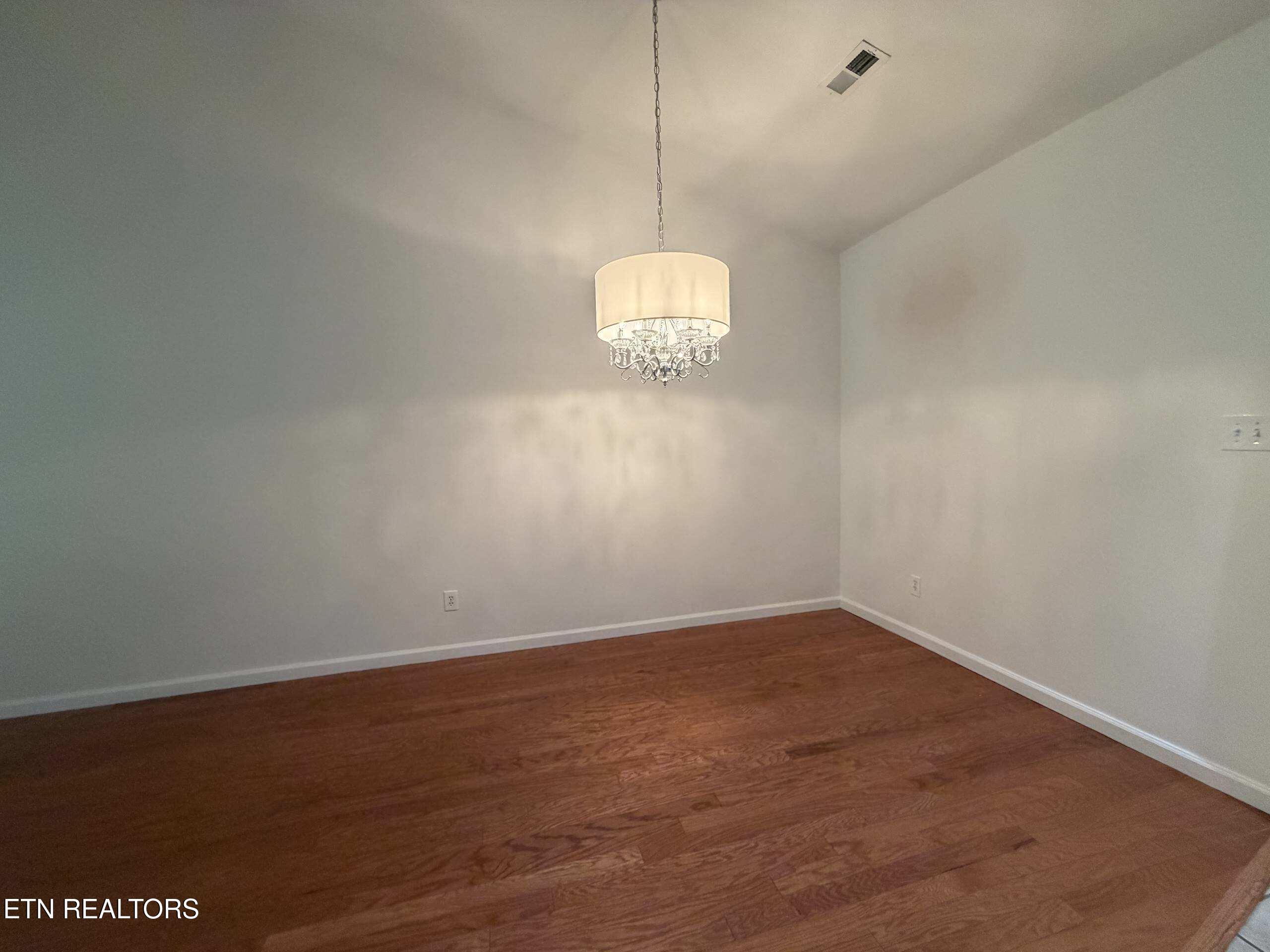 8852 Carriage House Way Knoxville TN 37923