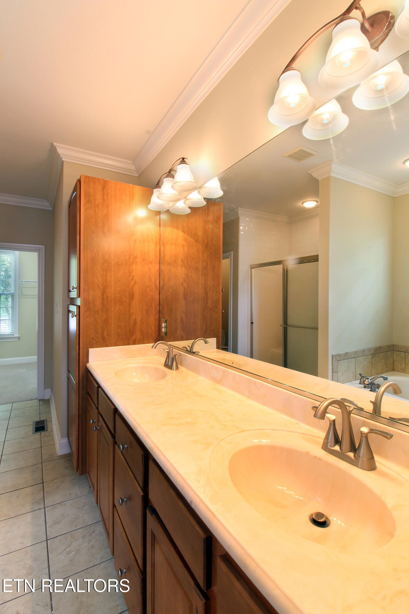 1222 Harrison Glen Lane Knoxville TN 37922