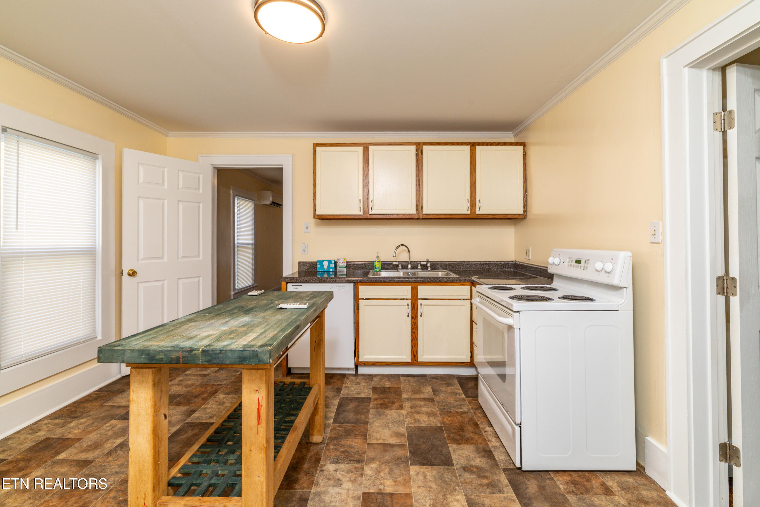 1443 N 4th Avenue Knoxville TN 37917