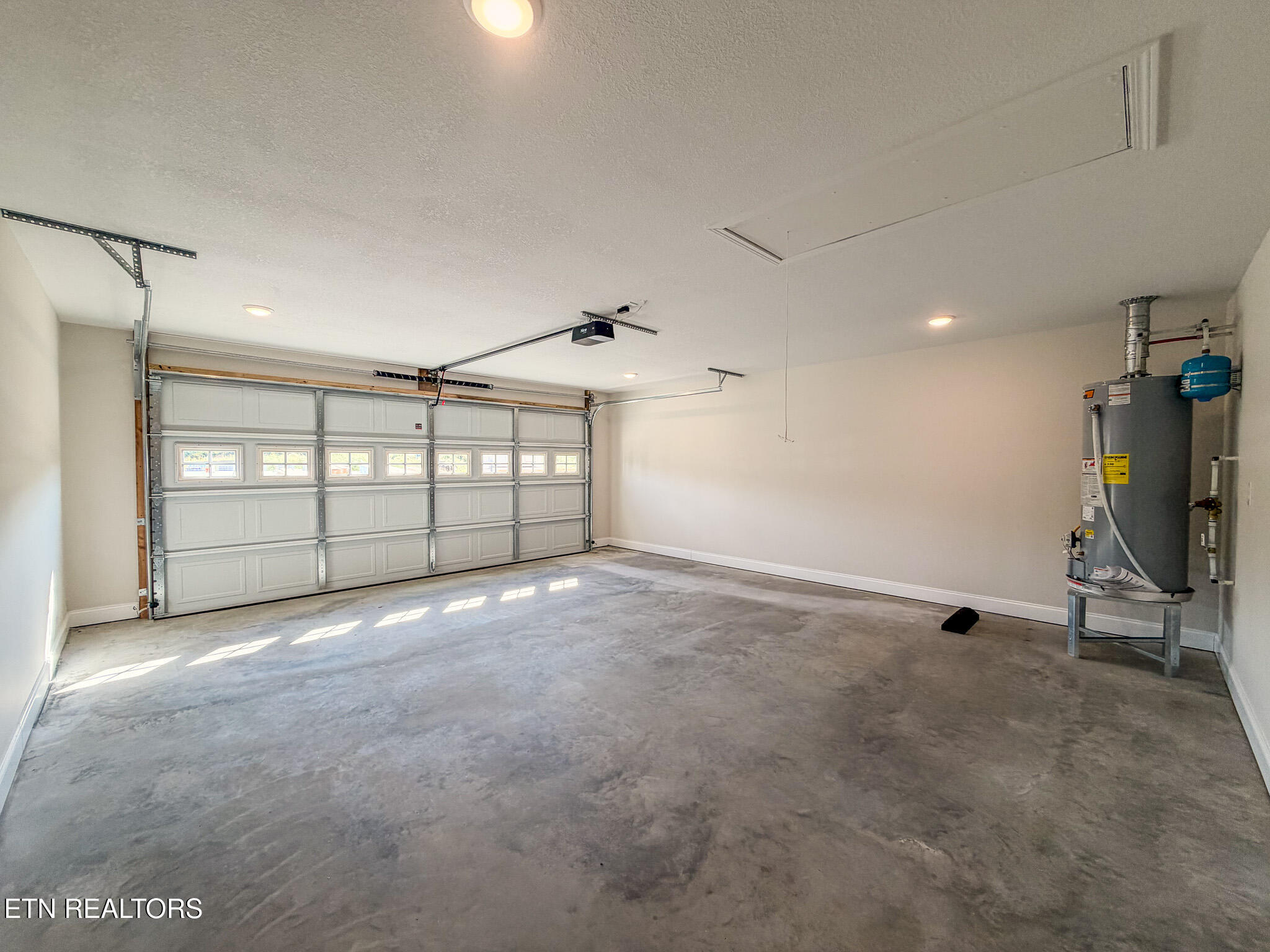 636 Snowflower Circle Pigeon Forge TN 37863