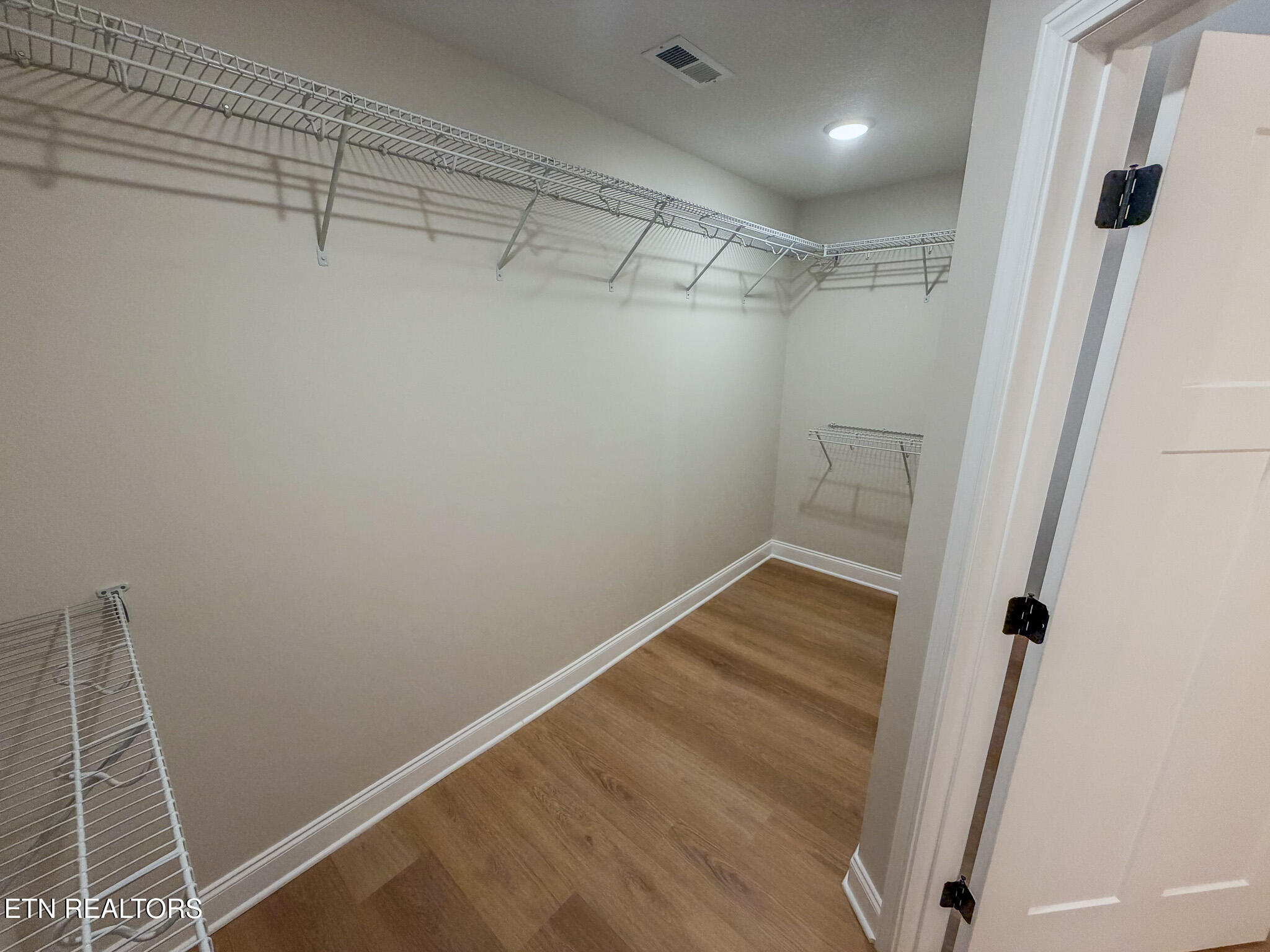636 Snowflower Circle Pigeon Forge TN 37863